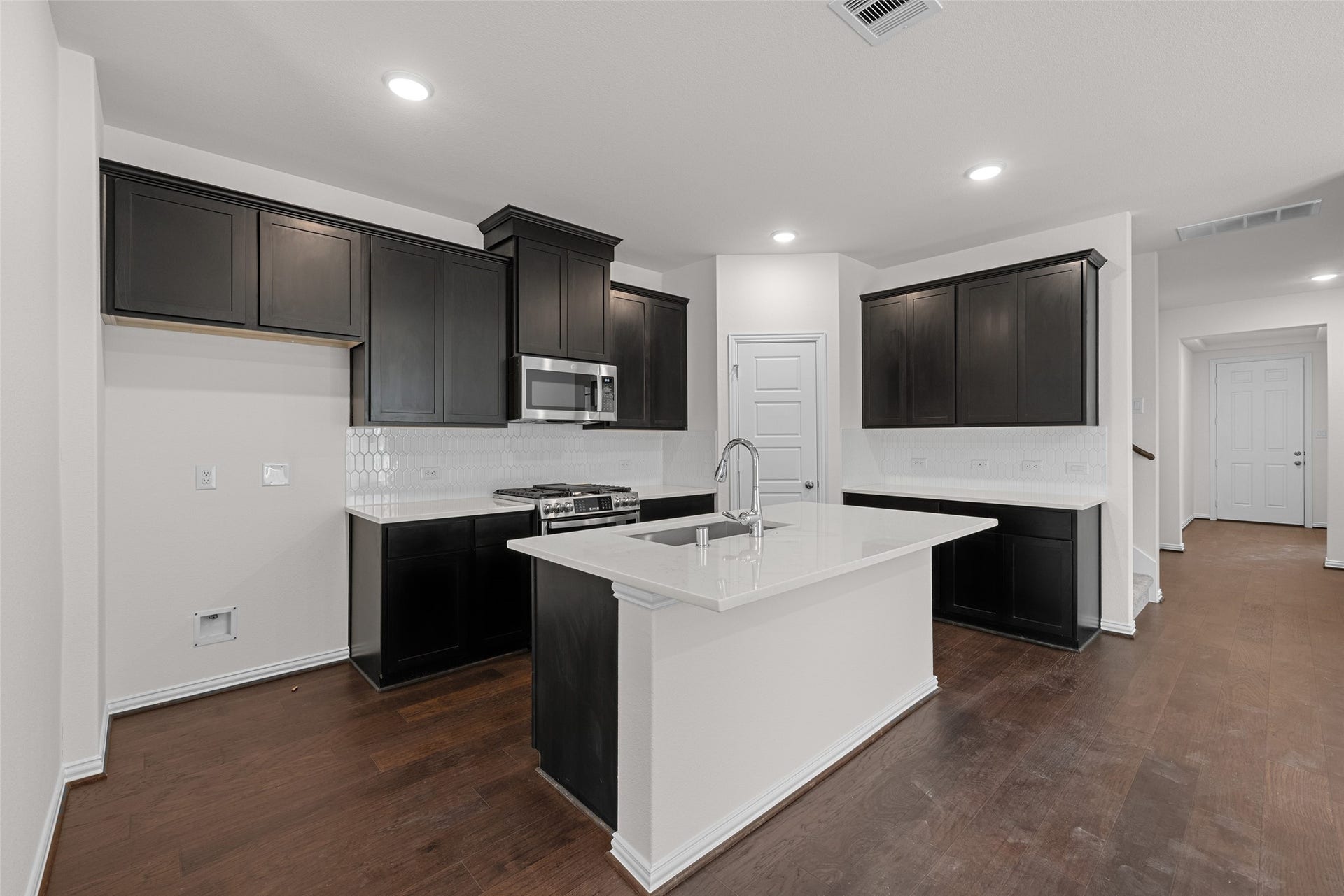 104 Alder Goose Court, Willis, TX 77318 104 Alder Goose Court, Willis, TX 77318