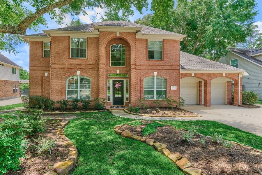 Property photo for 11 Filigree Pines Place, The Woodlands, TX