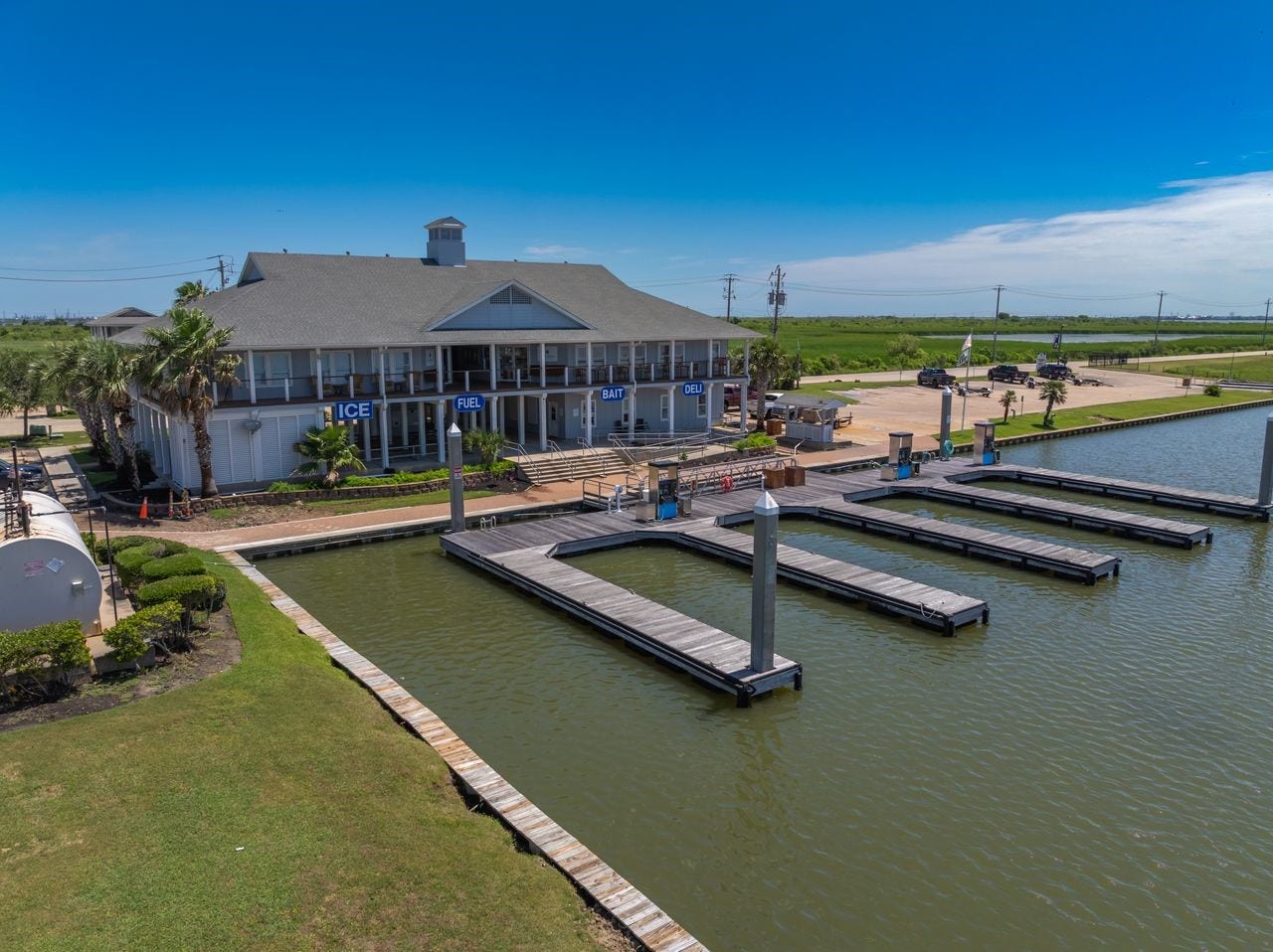 4 Loggerhead, Hitchcock, TX 77563 4 Loggerhead, Hitchcock, TX 77563