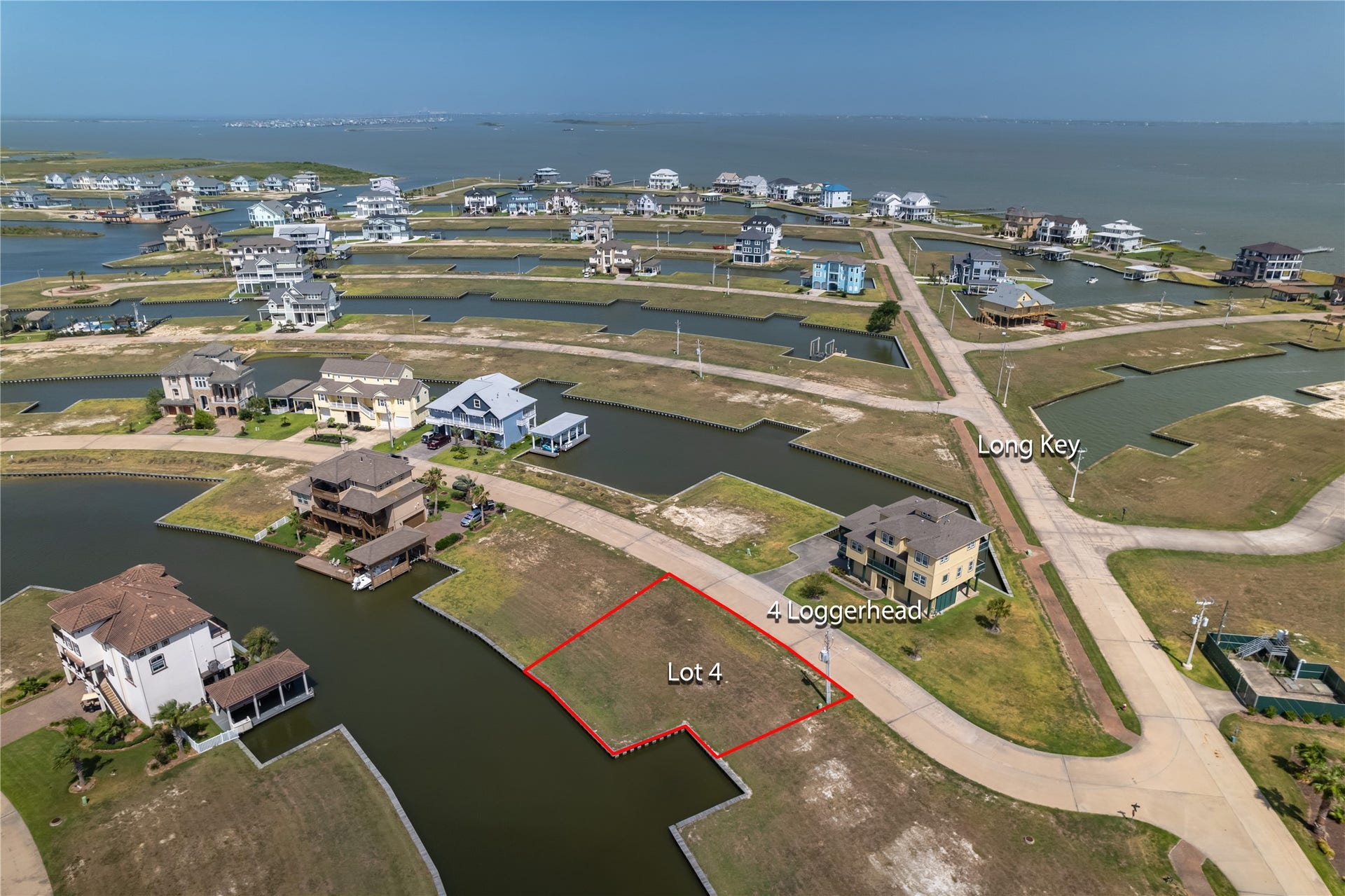 4 Loggerhead, Hitchcock, TX 77563 4 Loggerhead, Hitchcock, TX 77563