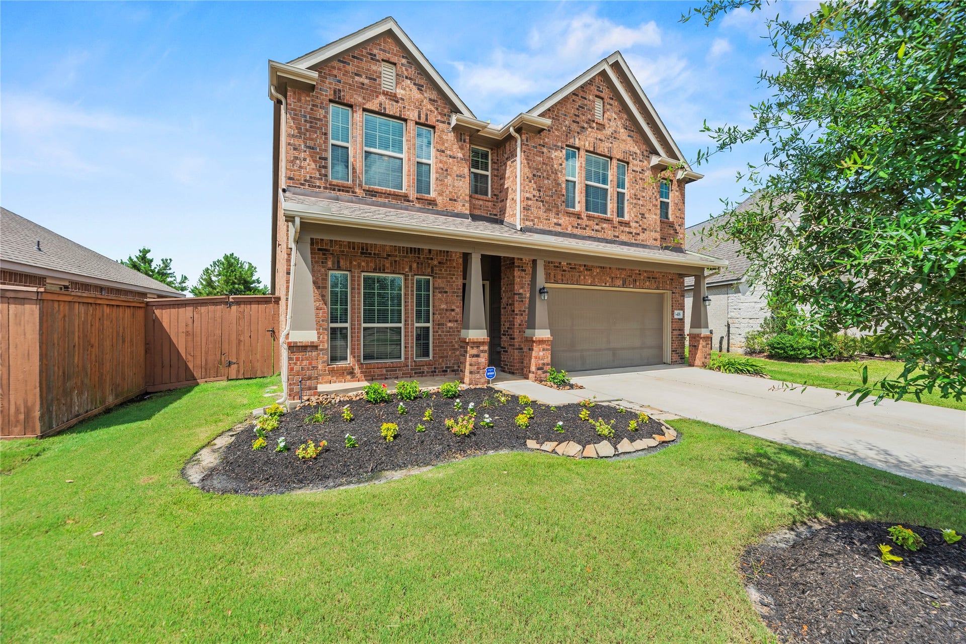 6418 Shadowbrook Hollow Trail, Katy, TX 77493 Thank you for viewing our listing. We'd love to show you this home! Call us today to schedule your private showing.