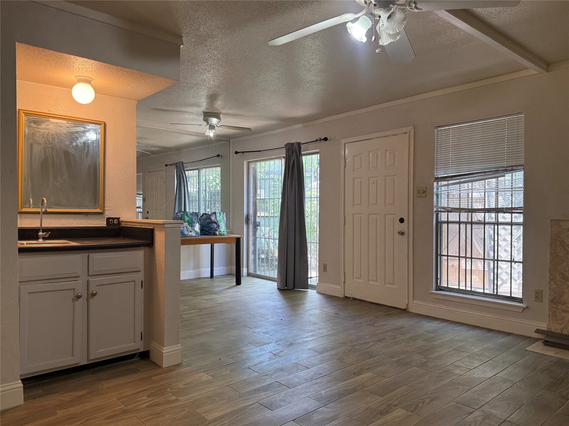 7400 Bellerive Drive, #1403, Houston, TX 77036