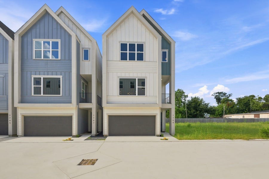 Property photo for 7709 Earl Rudder Way, Houston, TX