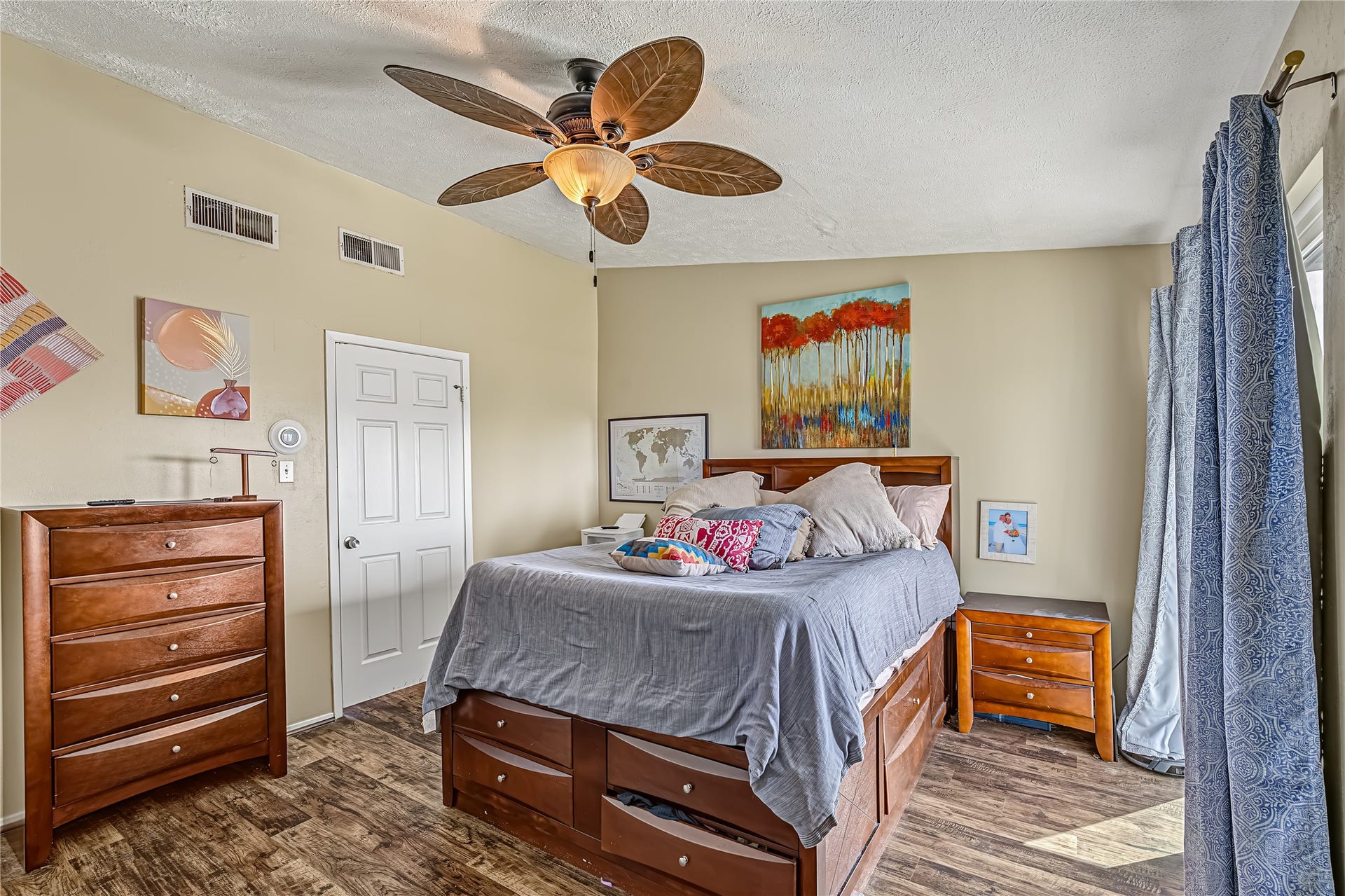4011 Nasa Rd 1 Parkway, #511, El Lago, TX 77586 4011 Nasa Rd 1 Parkway, #511, El Lago, TX 77586