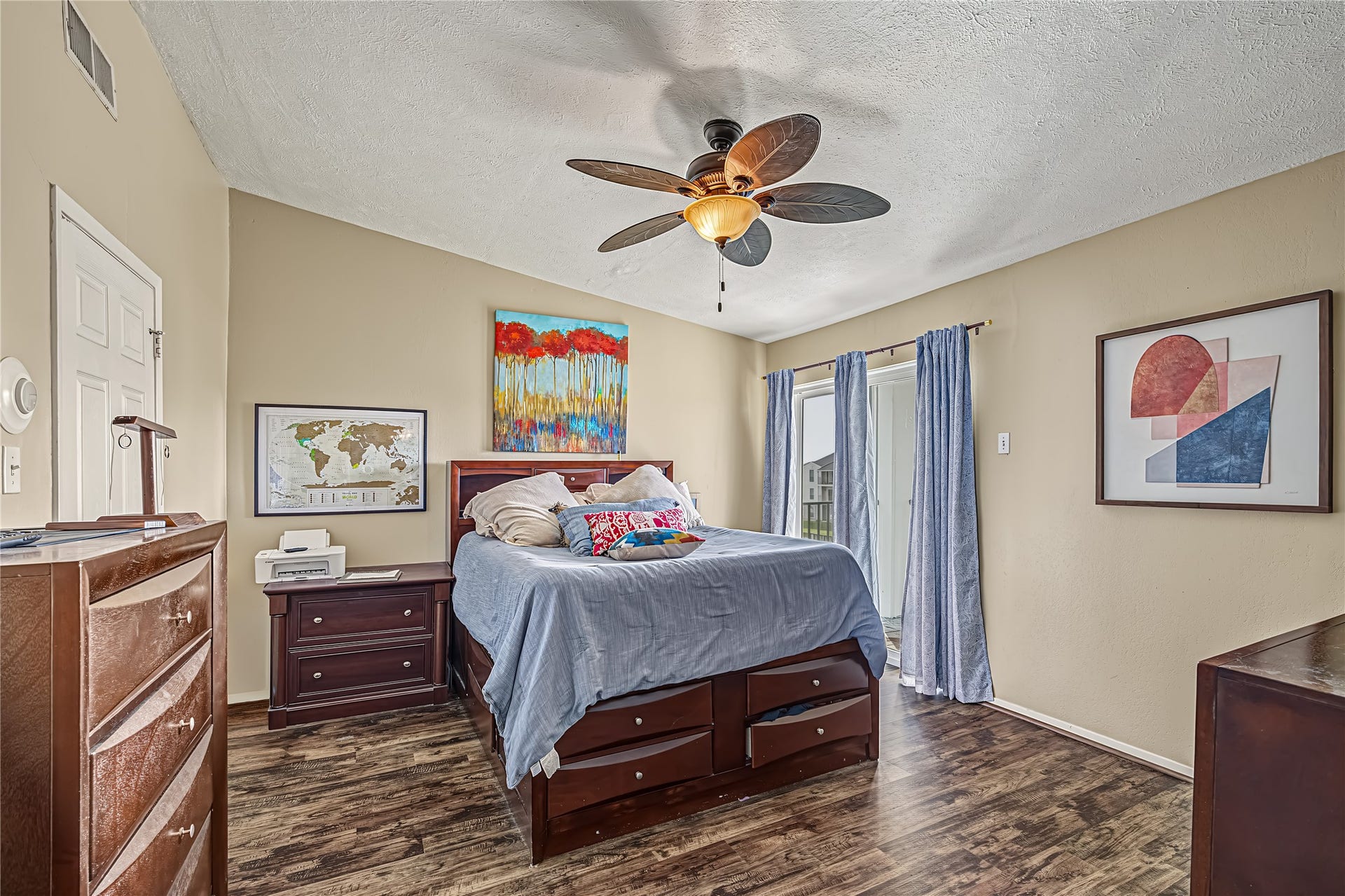 4011 Nasa Rd 1 Parkway, #511, El Lago, TX 77586 4011 Nasa Rd 1 Parkway, #511, El Lago, TX 77586