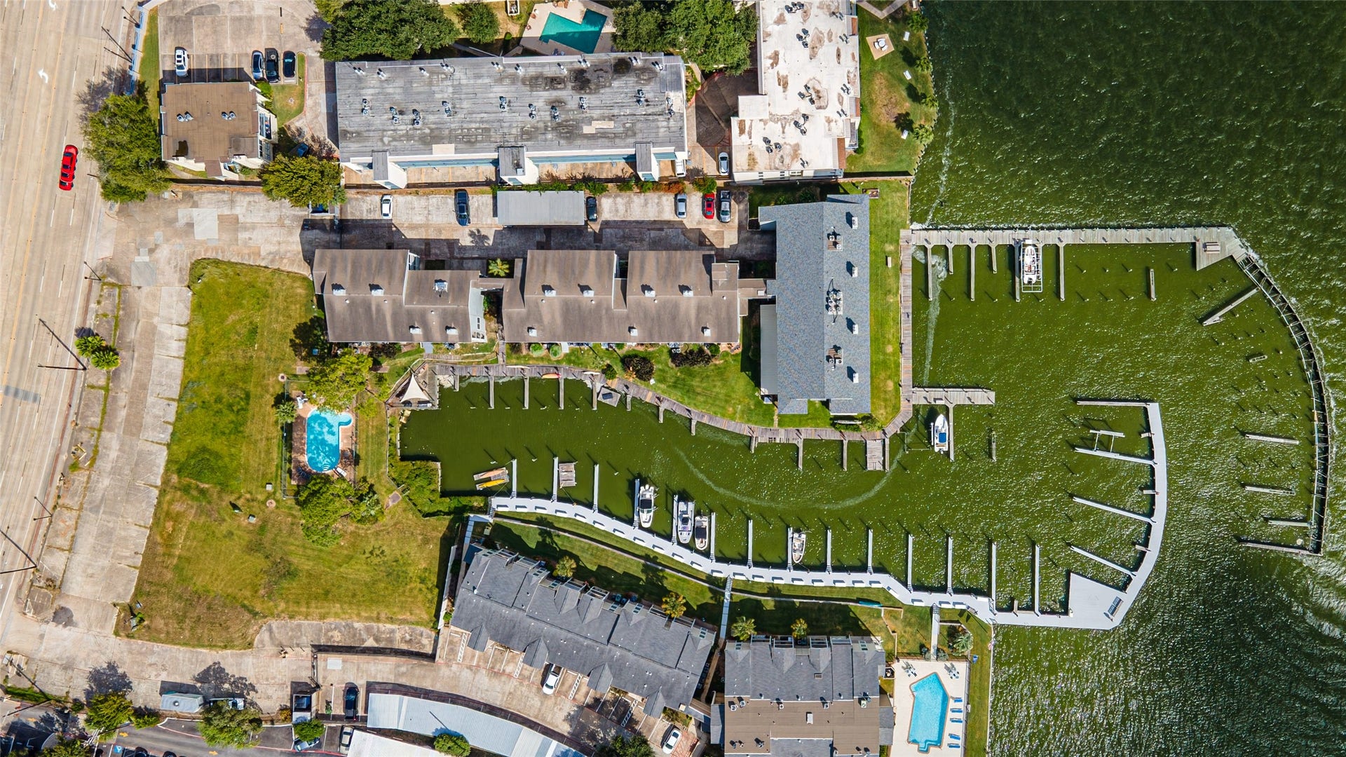 4011 Nasa Rd 1 Parkway, #511, El Lago, TX 77586 4011 Nasa Rd 1 Parkway, #511, El Lago, TX 77586