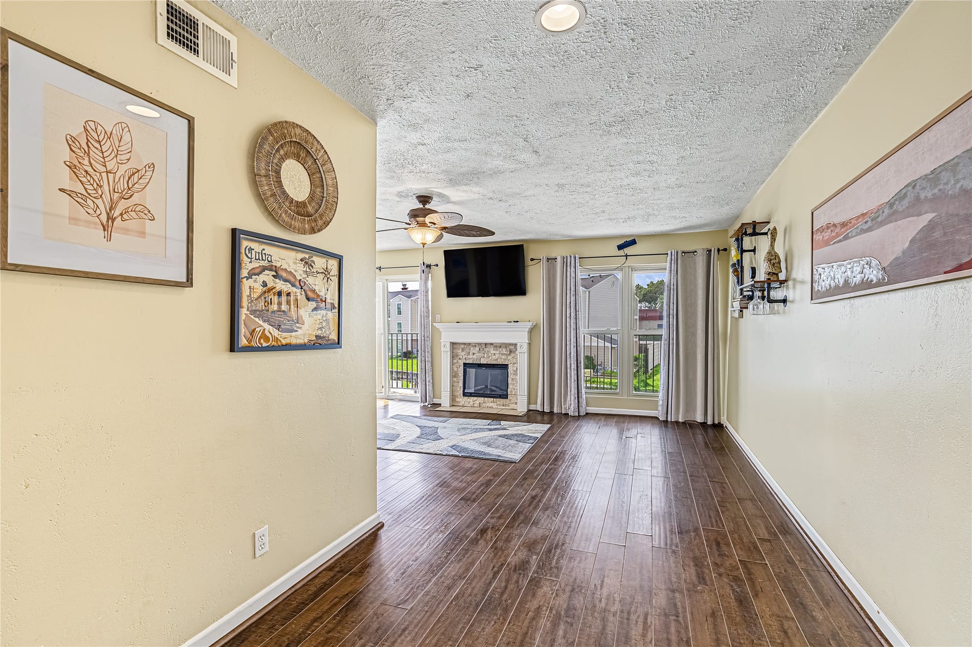 4011 Nasa Rd 1 Parkway, #511, El Lago, TX 77586 4011 Nasa Rd 1 Parkway, #511, El Lago, TX 77586