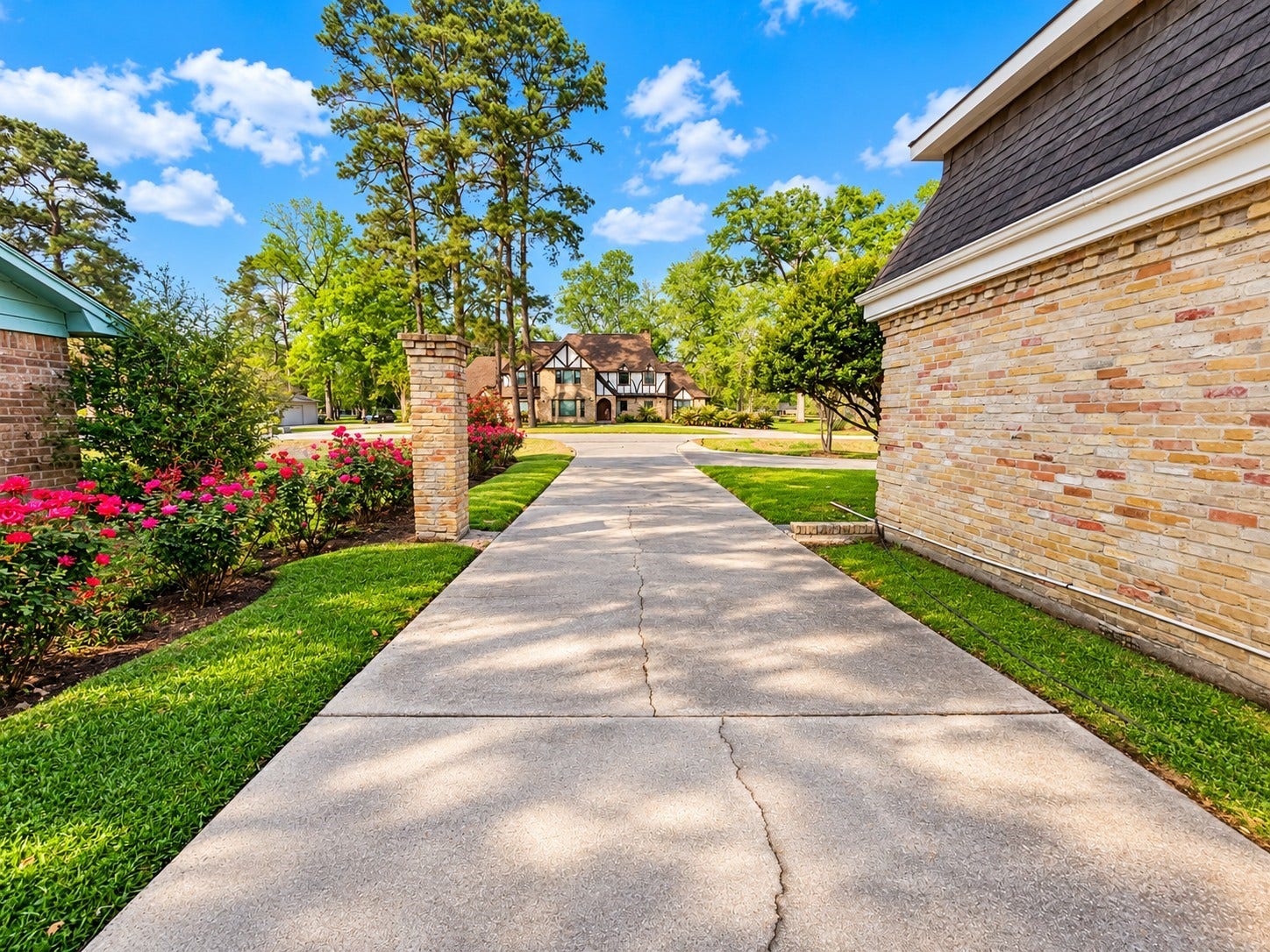 548 River Plantation Drive, Conroe, TX 77302