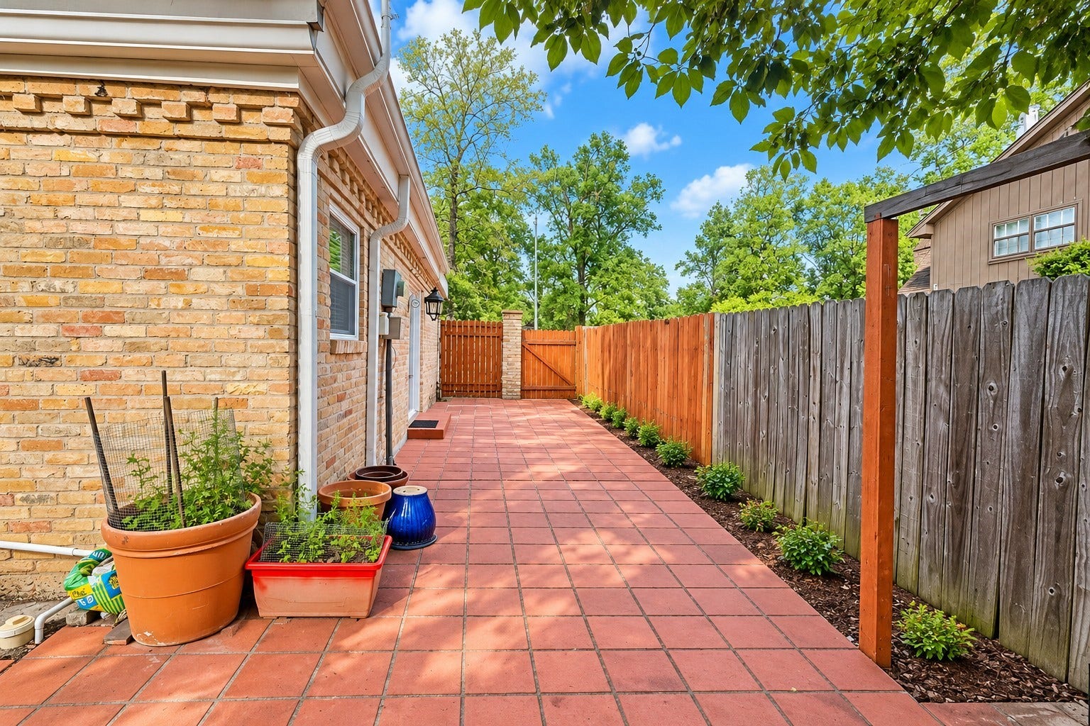 548 River Plantation Drive, Conroe, TX 77302