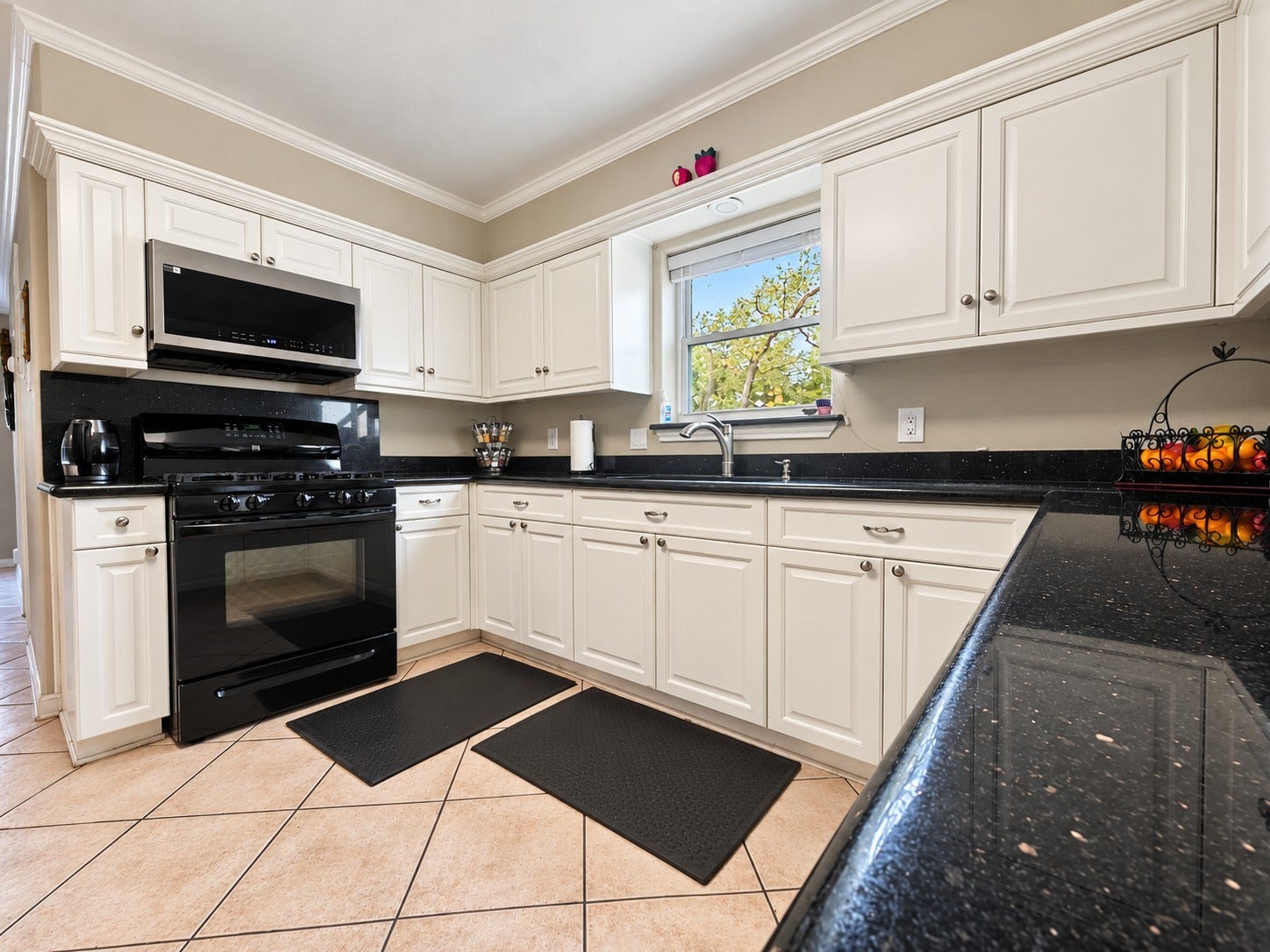 548 River Plantation Drive, Conroe, TX 77302