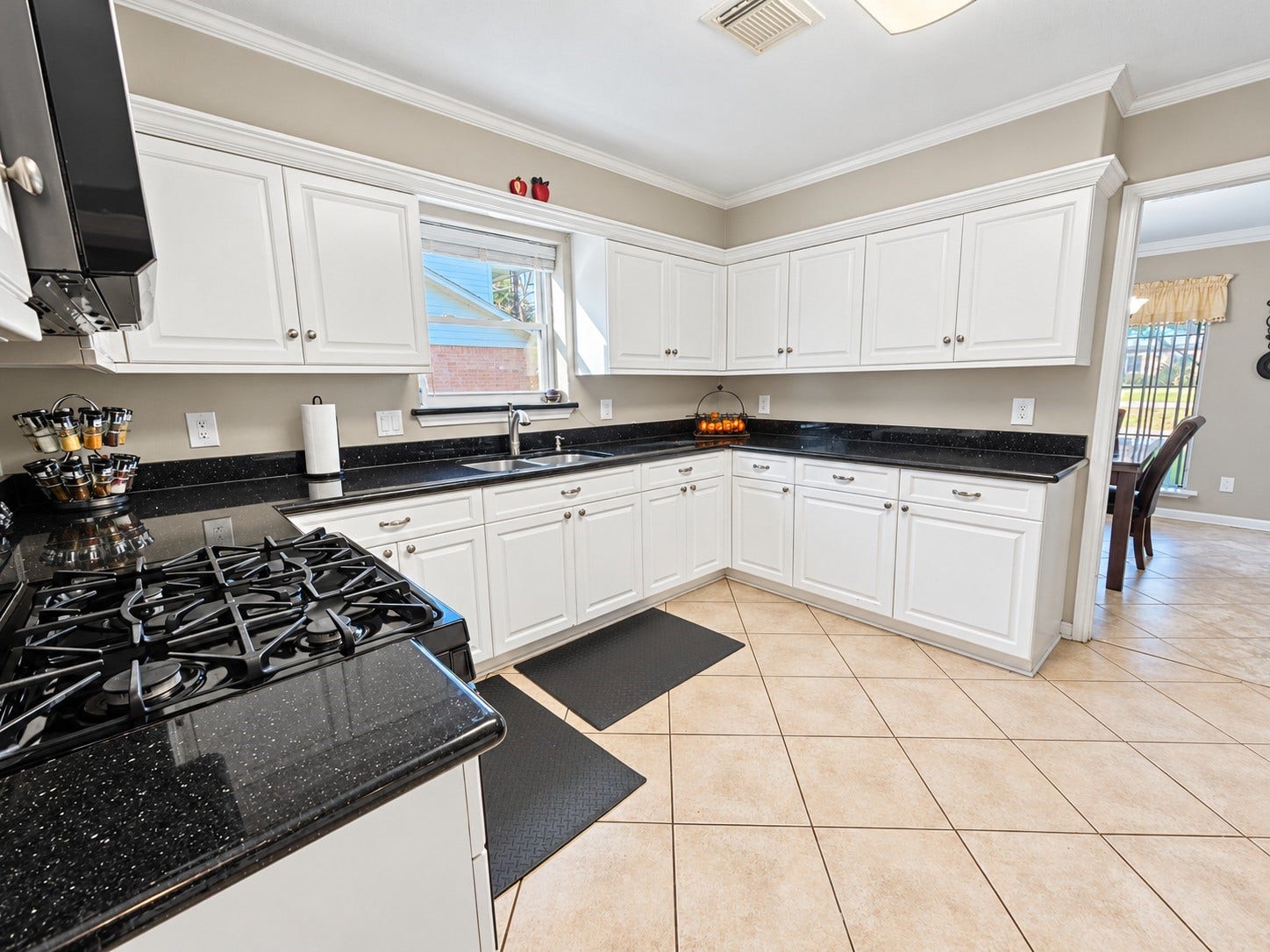 548 River Plantation Drive, Conroe, TX 77302
