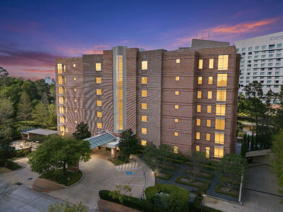 Property photo for 3 Waterway Court, #1B, The Woodlands, TX