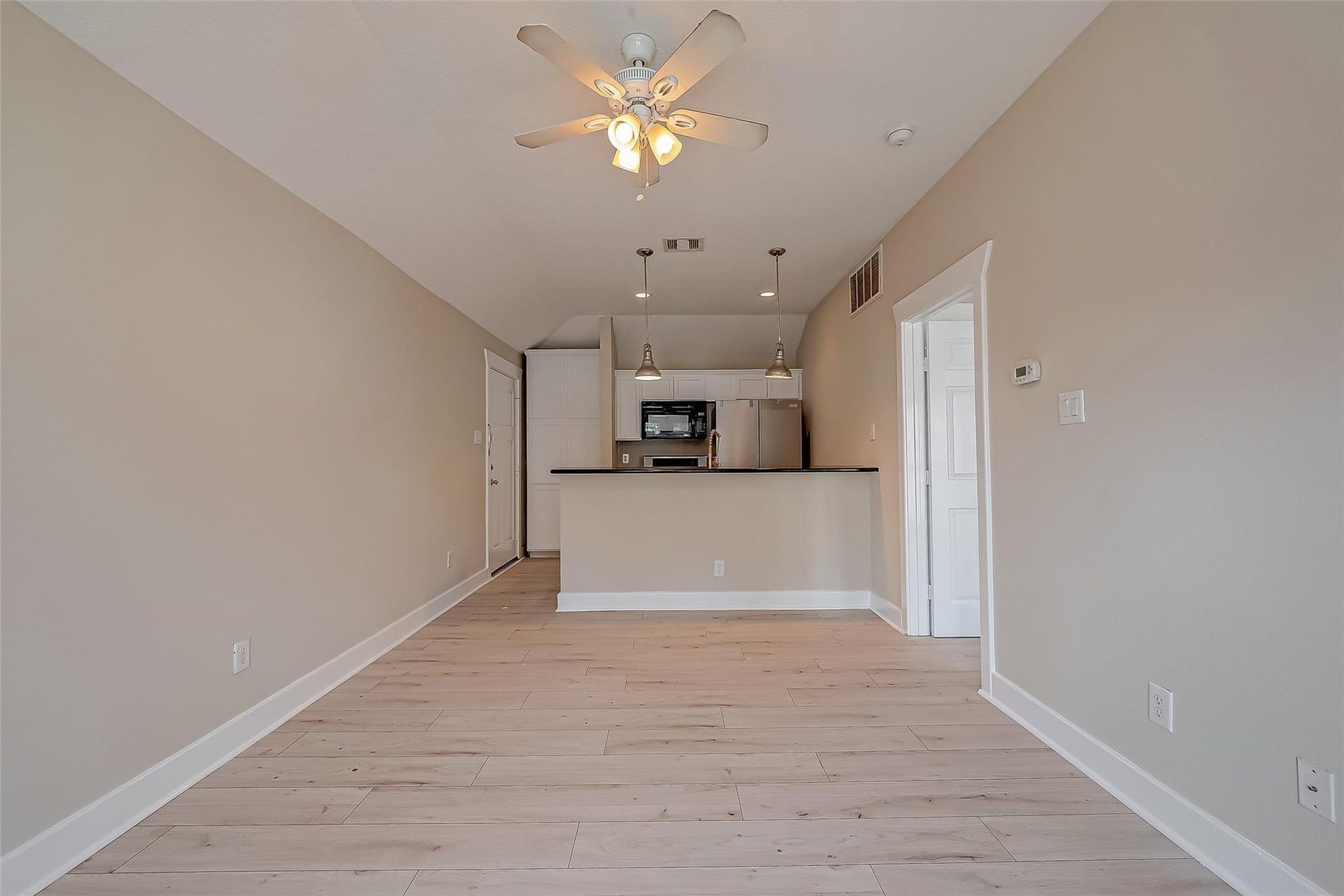 1110 E 24th Street, #B, Houston, TX 77009