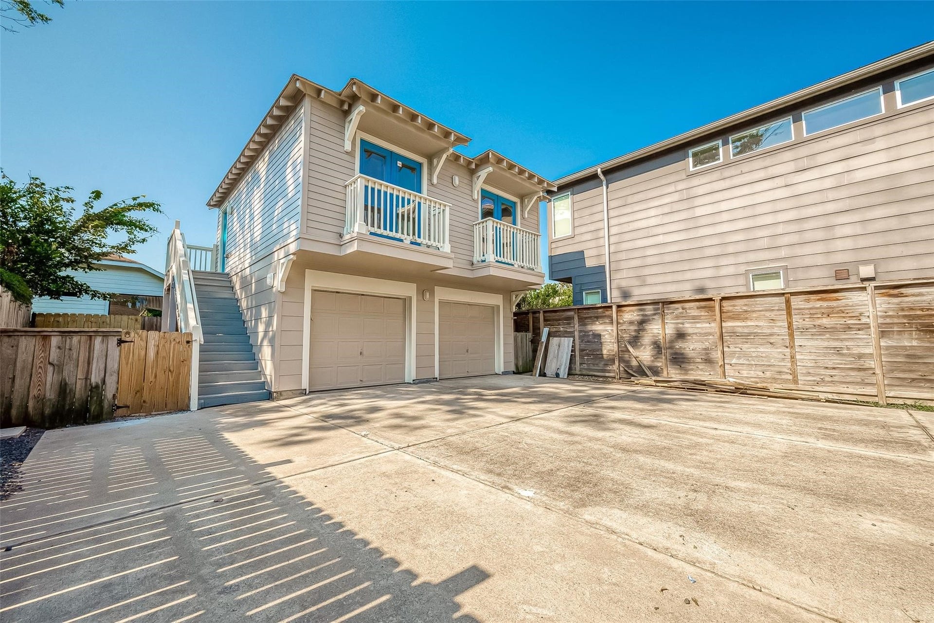 1110 E 24th Street, #B, Houston, TX 77009