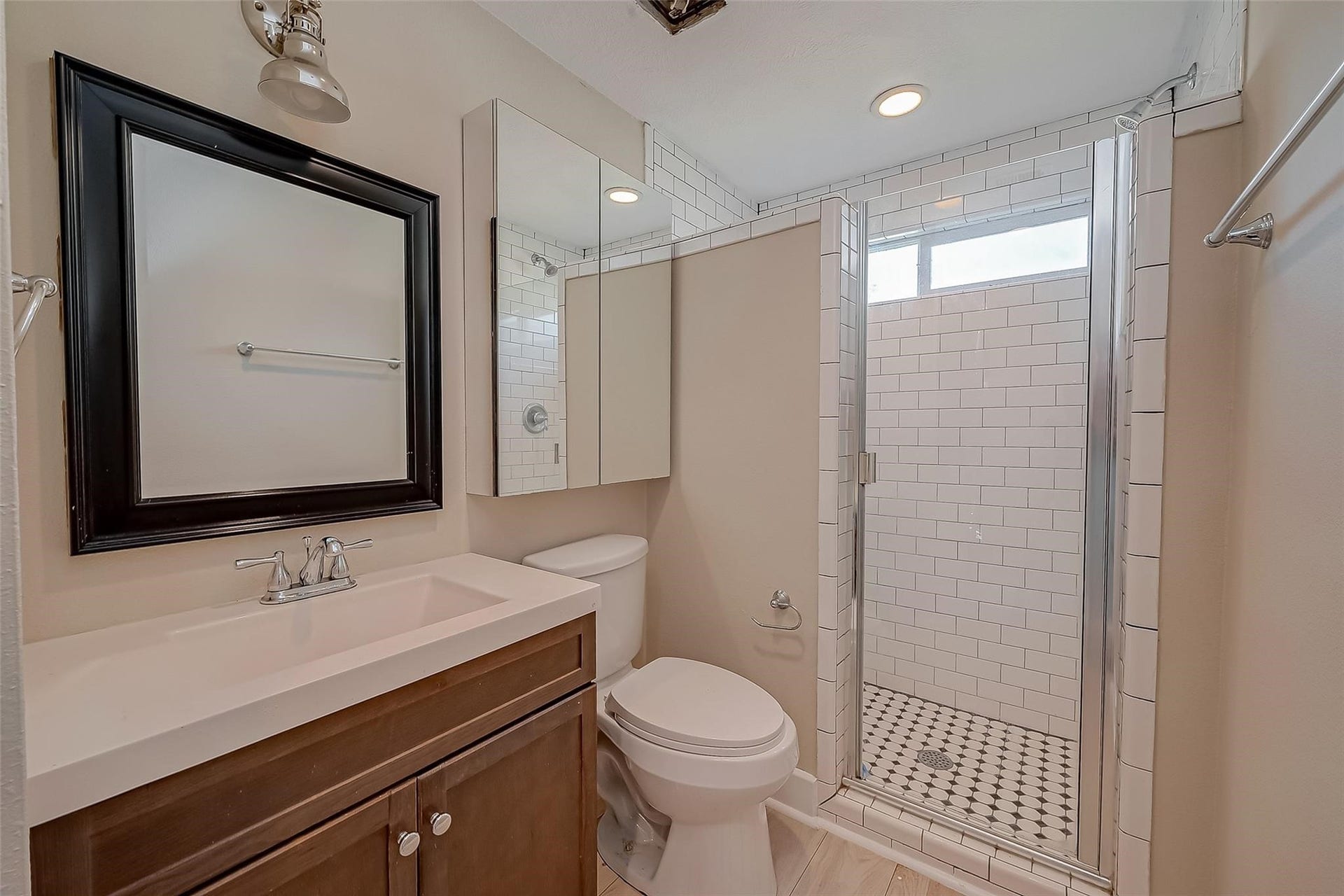 1110 E 24th Street, #B, Houston, TX 77009