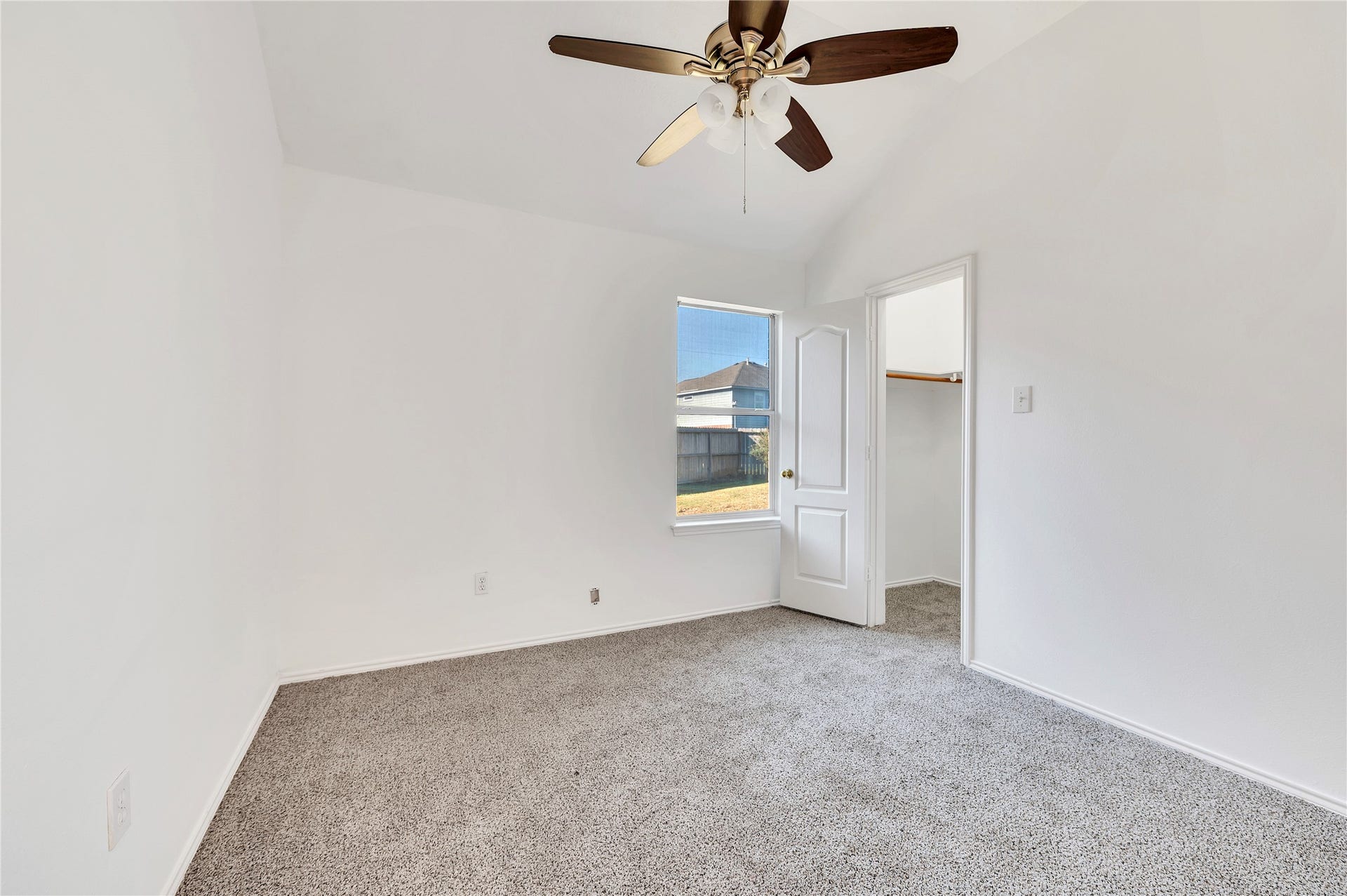 2103 Kingfisher Court, League City, TX 77573 2103 Kingfisher Court, League City, TX 77573