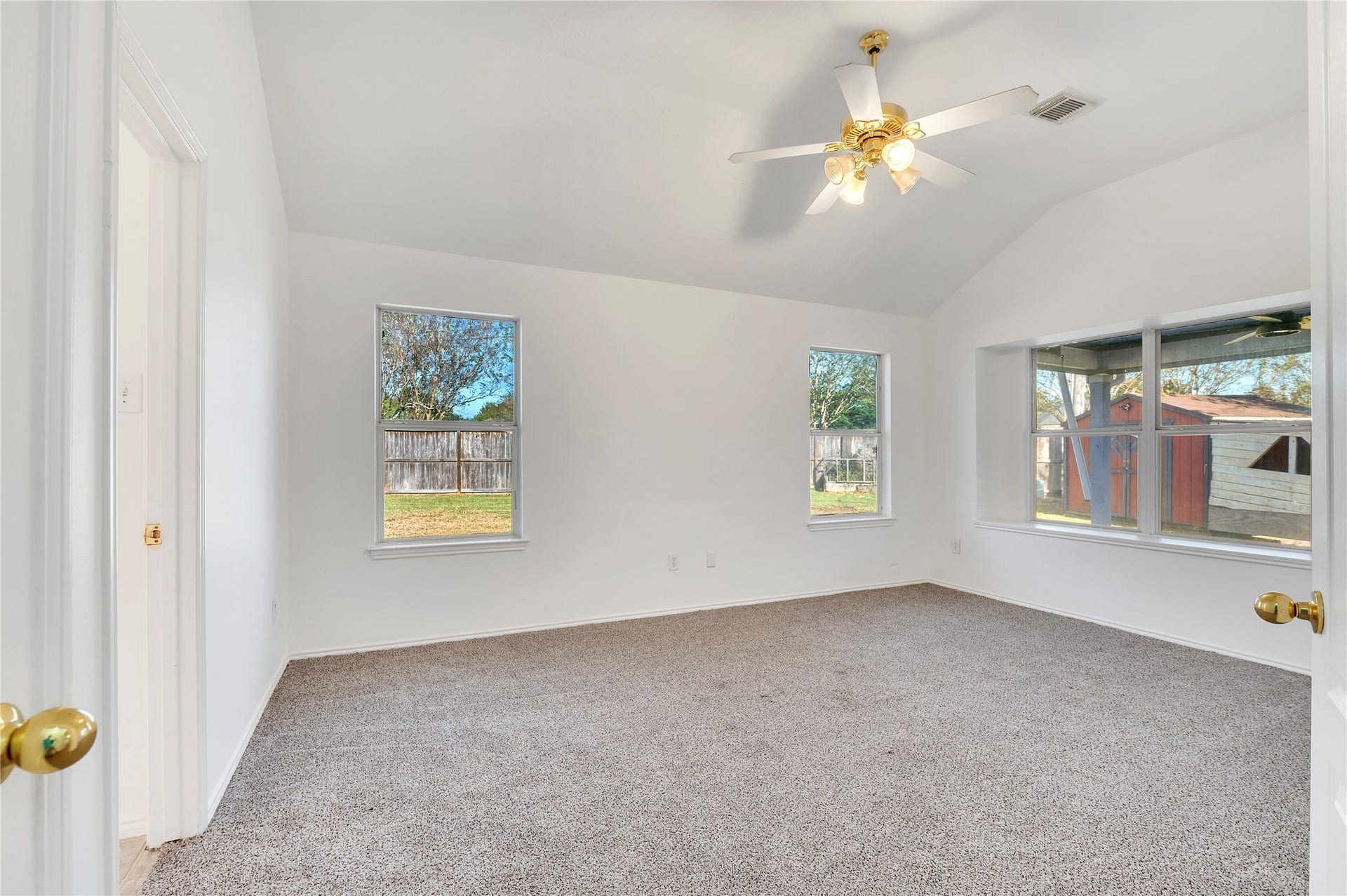 2103 Kingfisher Court, League City, TX 77573 2103 Kingfisher Court, League City, TX 77573