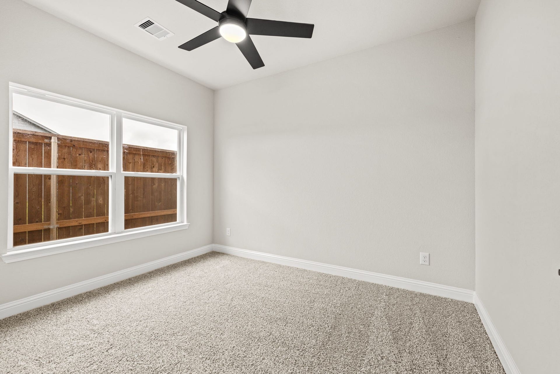 This home is currently under construction, with the opportunity to select your preferred exterior and interior finishes. Please contact our Sales Consultant for full details, available selections, and current availability. Photo shown is a sample of a recently completed home and is for reference only.