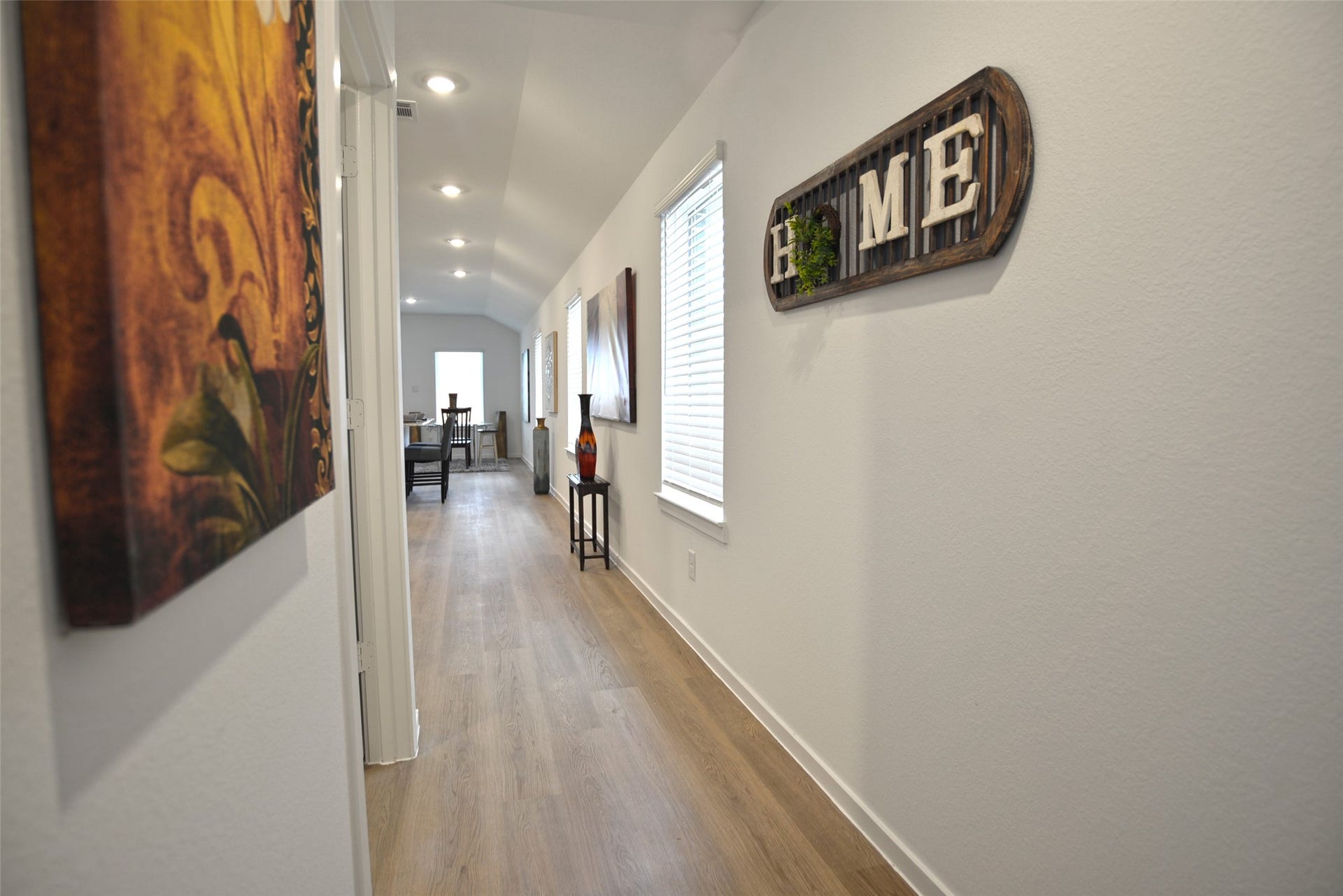 4122 Bronco Station Lane, League City, TX 77511 From entry towards living area