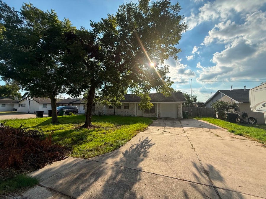 Property photo for 4414 Continental Drive, Houston, TX
