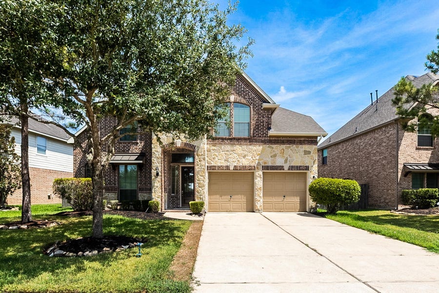 Property photo for 13210 Southern Orchard Lane, Rosharon, TX