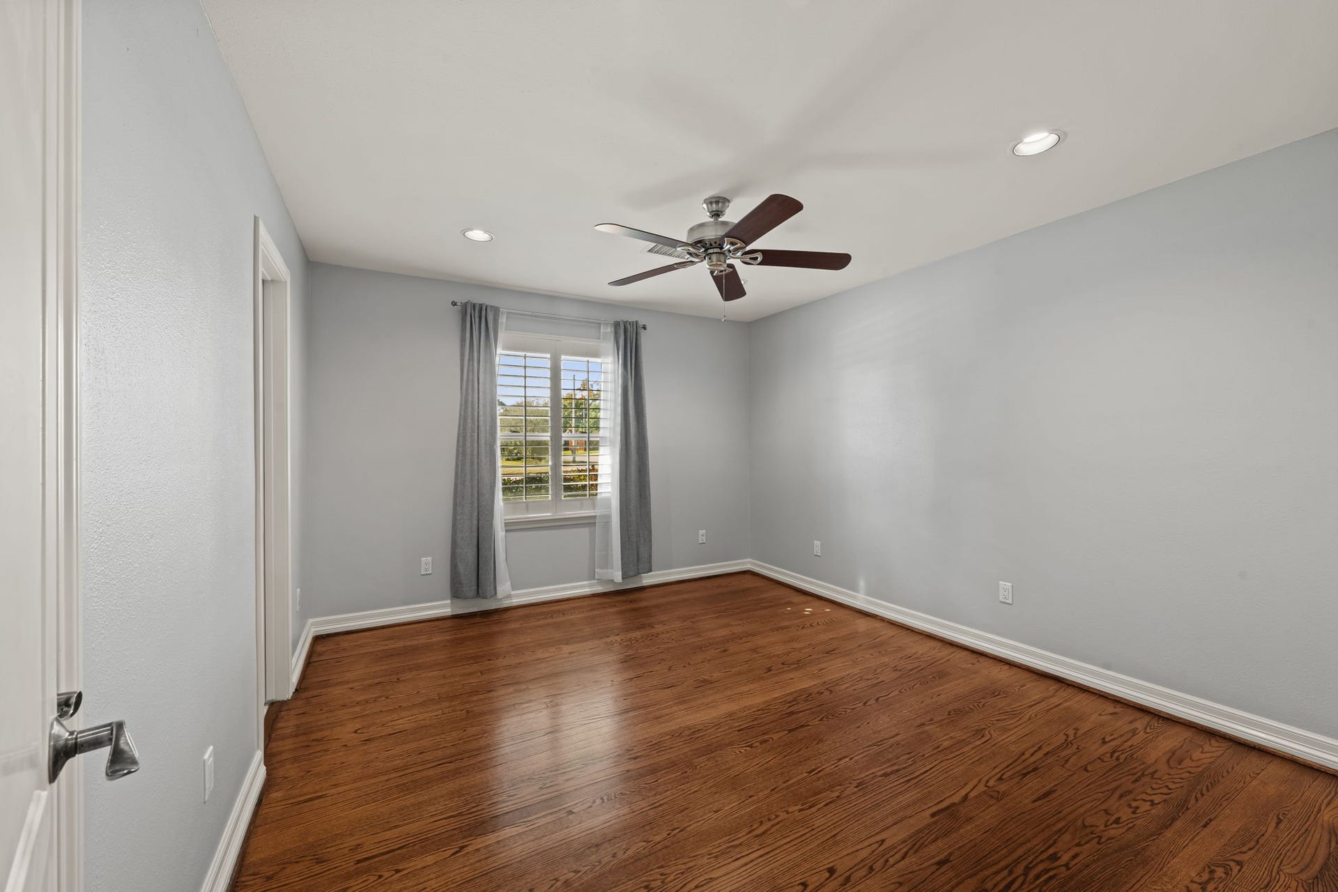 4630 Willowbend Boulevard, Houston, TX 77035 4630 Willowbend Boulevard, Houston, TX 77035