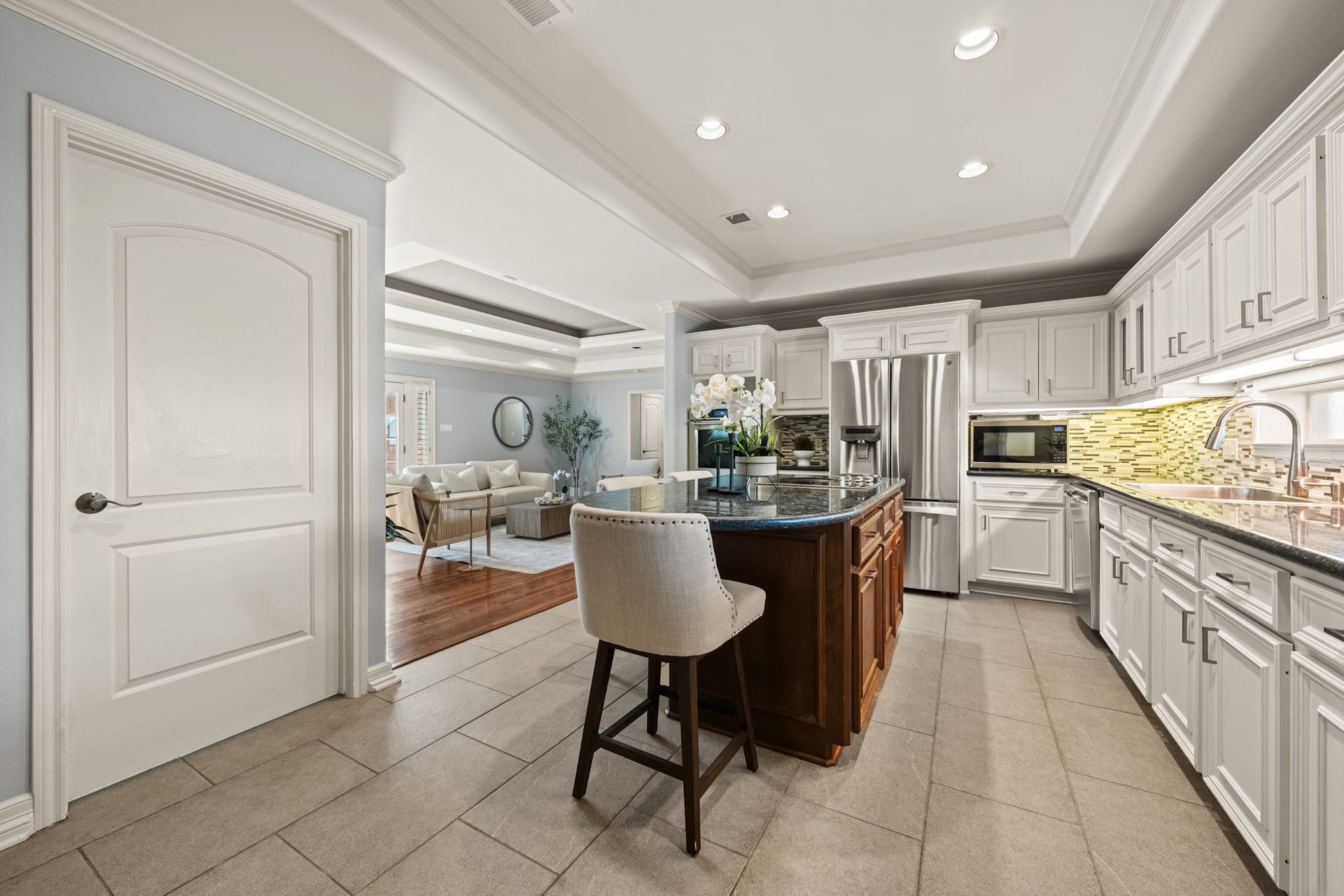 4630 Willowbend Boulevard, Houston, TX 77035 4630 Willowbend Boulevard, Houston, TX 77035