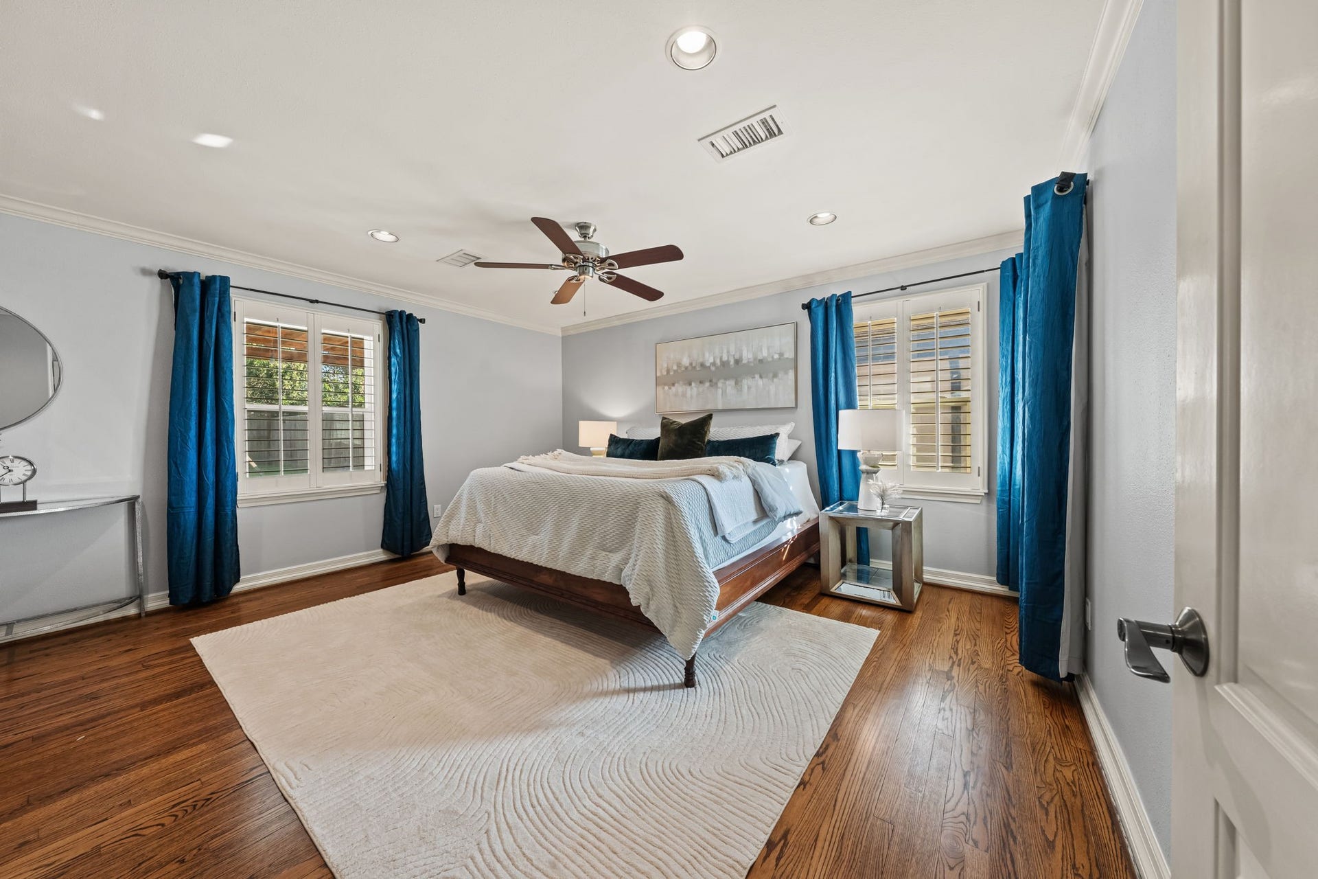 4630 Willowbend Boulevard, Houston, TX 77035 4630 Willowbend Boulevard, Houston, TX 77035