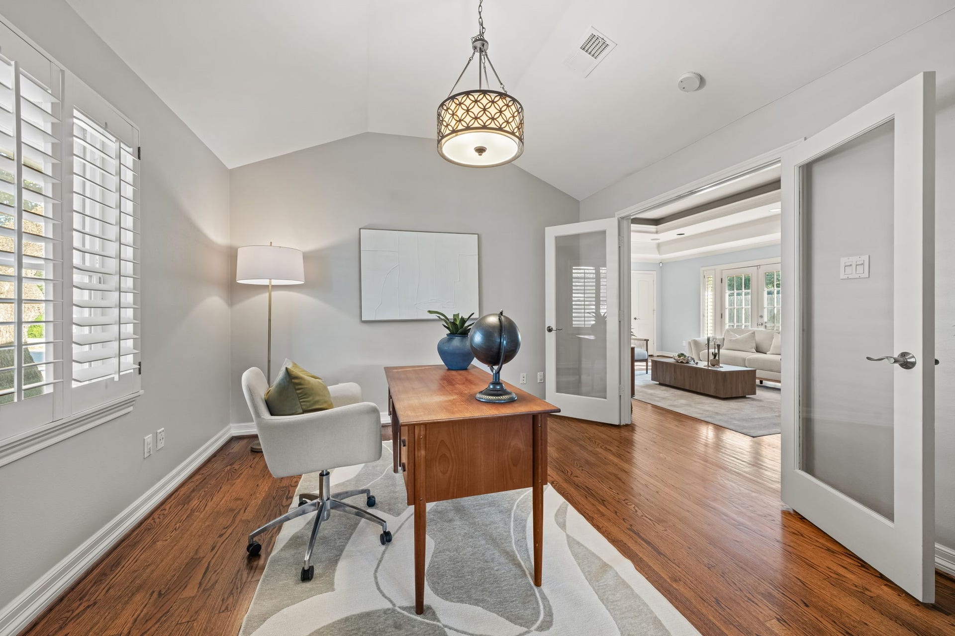 4630 Willowbend Boulevard, Houston, TX 77035 4630 Willowbend Boulevard, Houston, TX 77035