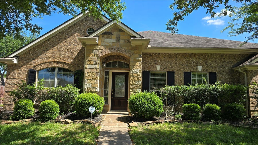 Property photo for 3605 Lauren Trail, Pearland, TX