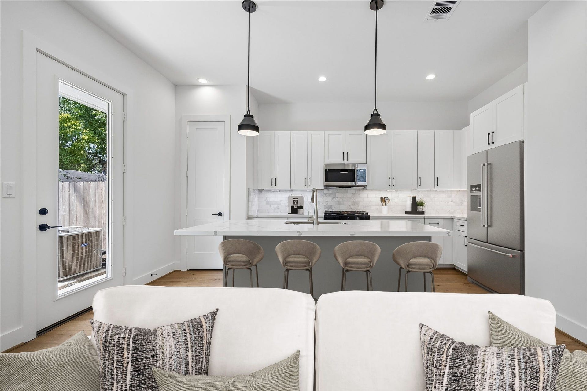 1826 W Tidwell Road, Houston, TX 77091 1826 W Tidwell Road, Houston, TX 77091