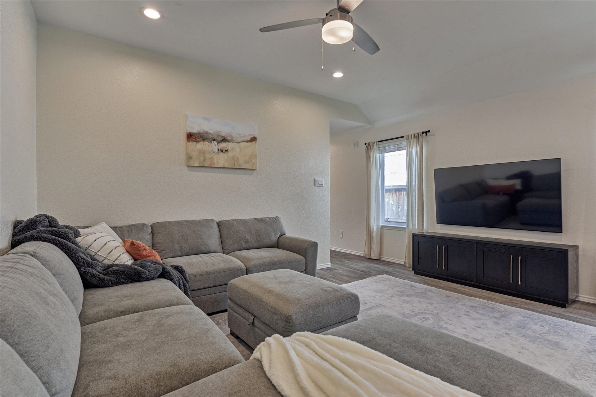 20010 Sienna Green Drive, Hockley, TX 77447 20010 Sienna Green Drive, Hockley, TX 77447