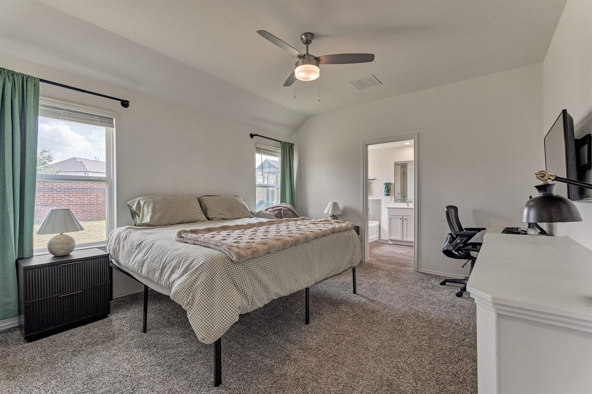 20010 Sienna Green Drive, Hockley, TX 77447 20010 Sienna Green Drive, Hockley, TX 77447