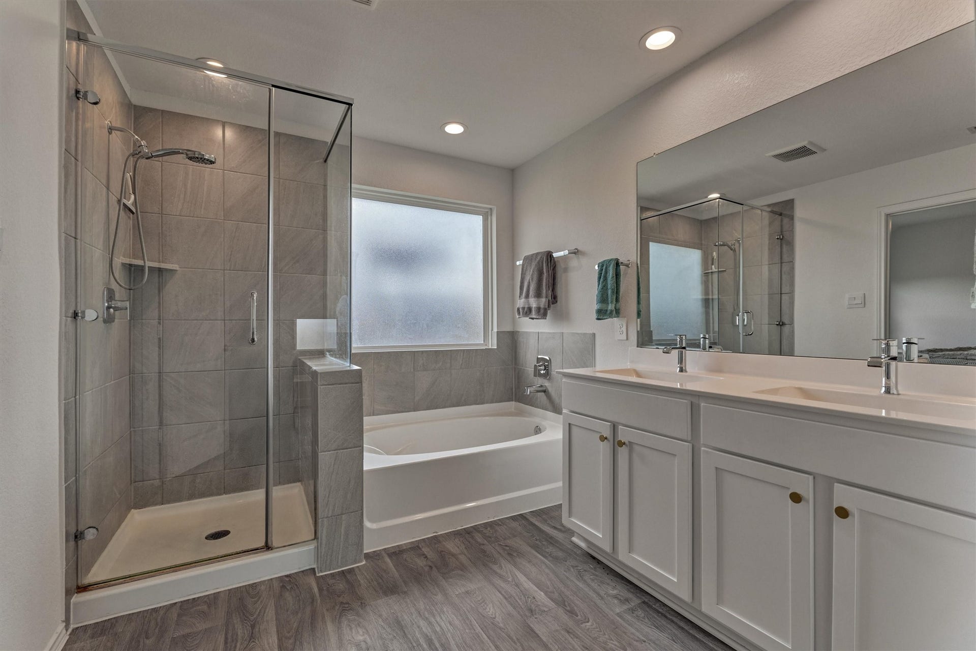 20010 Sienna Green Drive, Hockley, TX 77447 20010 Sienna Green Drive, Hockley, TX 77447