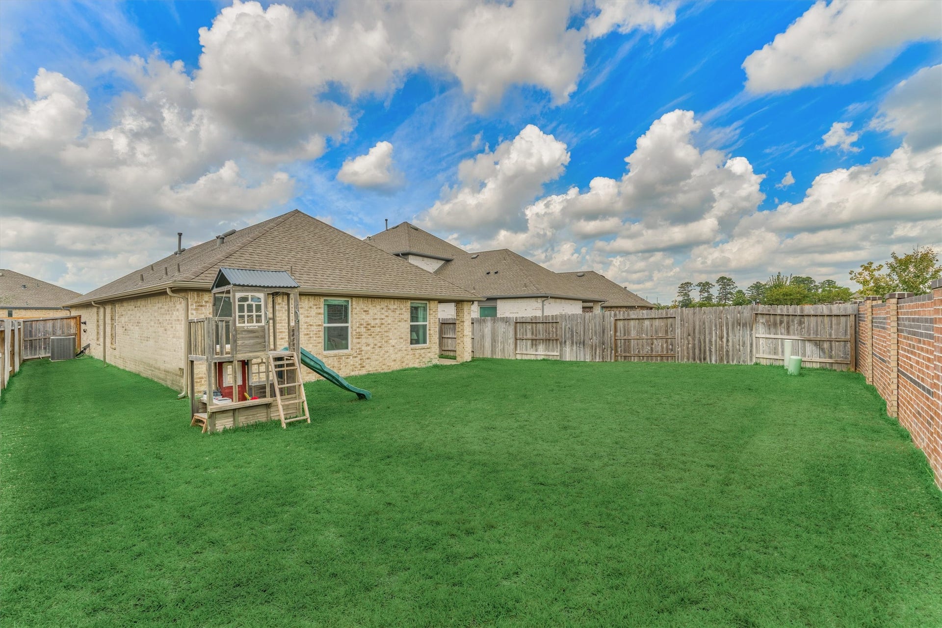 20010 Sienna Green Drive, Hockley, TX 77447 20010 Sienna Green Drive, Hockley, TX 77447