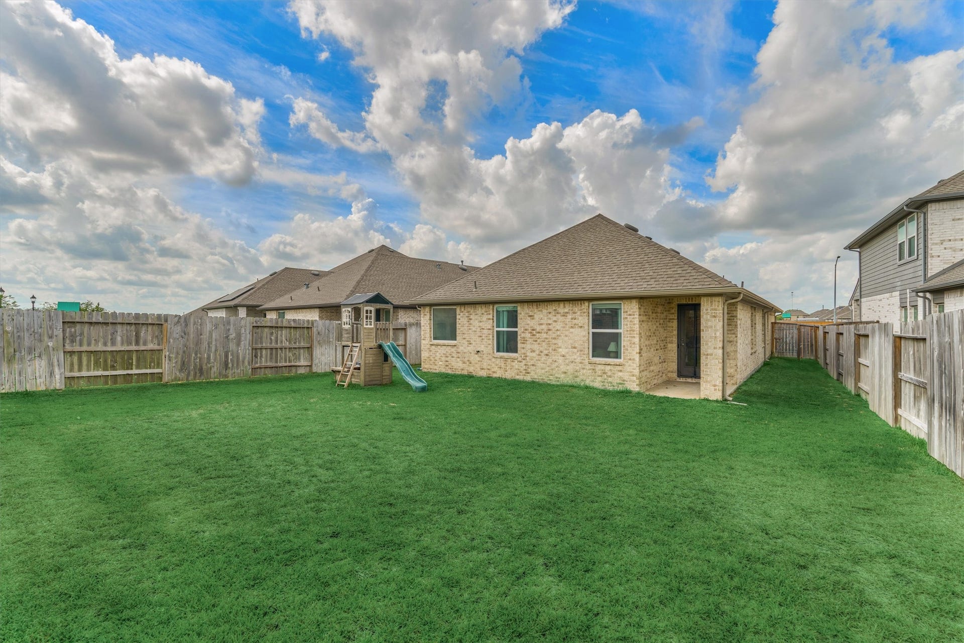 20010 Sienna Green Drive, Hockley, TX 77447 20010 Sienna Green Drive, Hockley, TX 77447