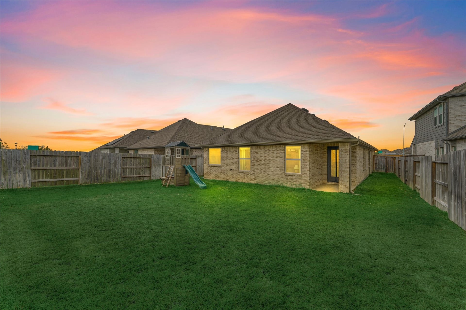 20010 Sienna Green Drive, Hockley, TX 77447 20010 Sienna Green Drive, Hockley, TX 77447