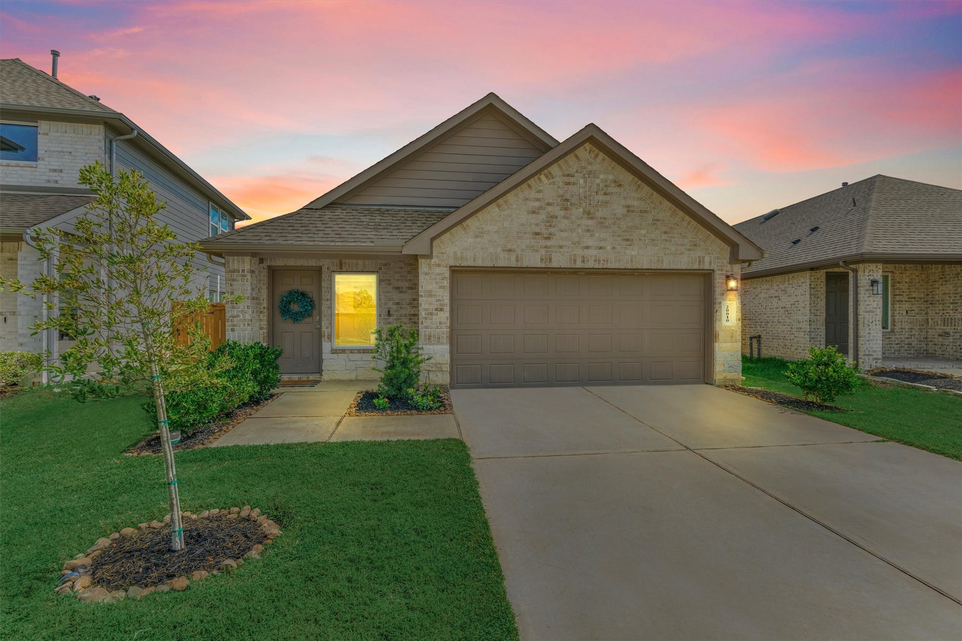 20010 Sienna Green Drive, Hockley, TX 77447 20010 Sienna Green Drive, Hockley, TX 77447