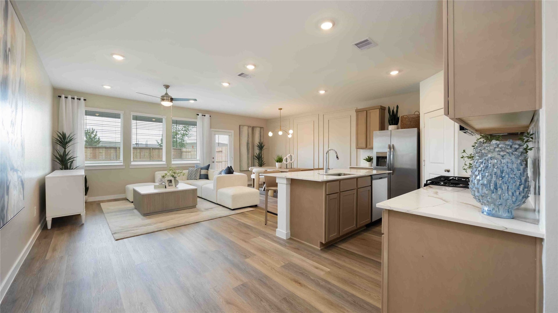 835 Gran Torino Drive, Houston, TX 77051