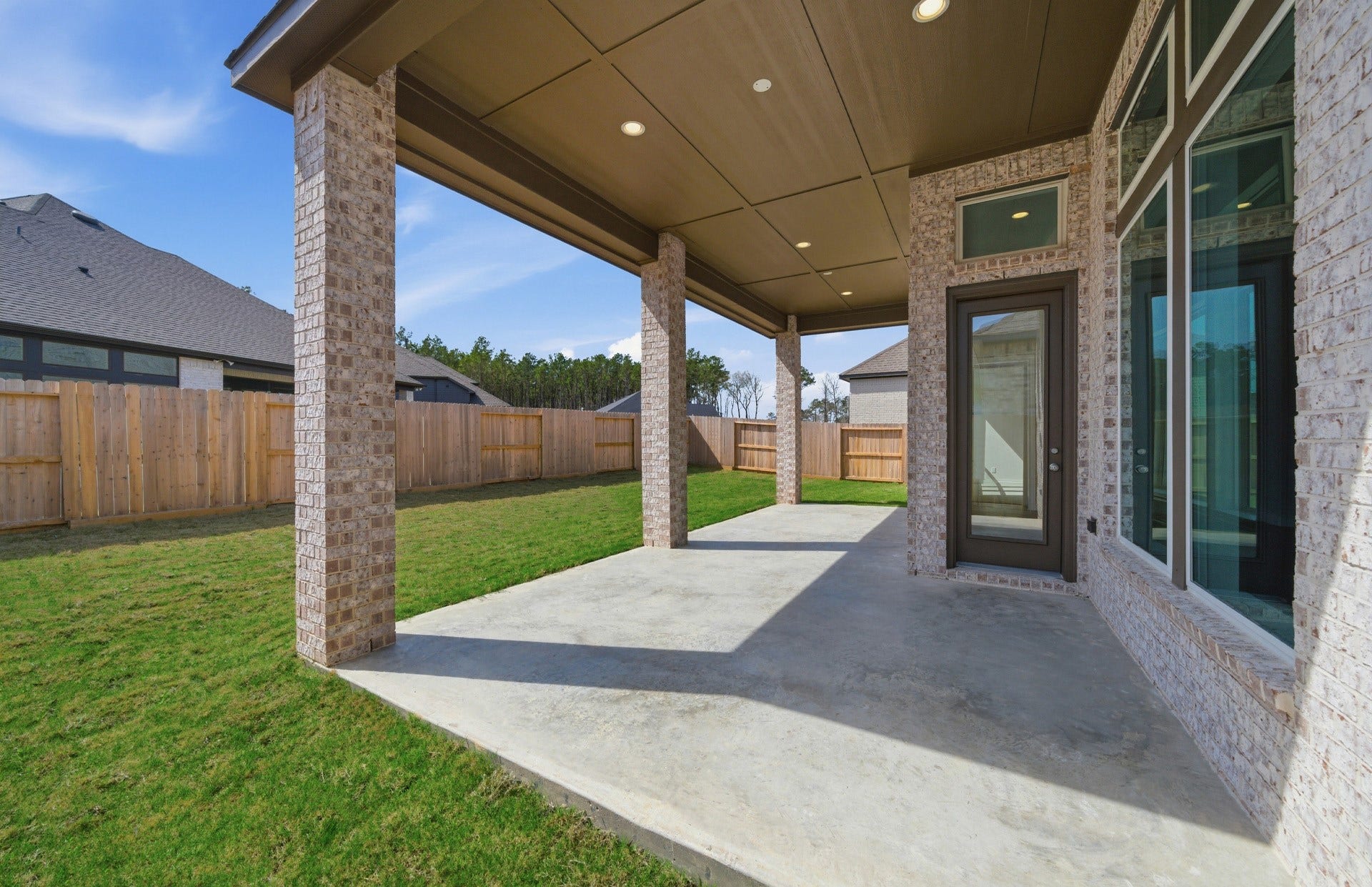 9726 Roaring River Falls Lane, Porter, TX 77365 9726 Roaring River Falls Lane, Porter, TX 77365