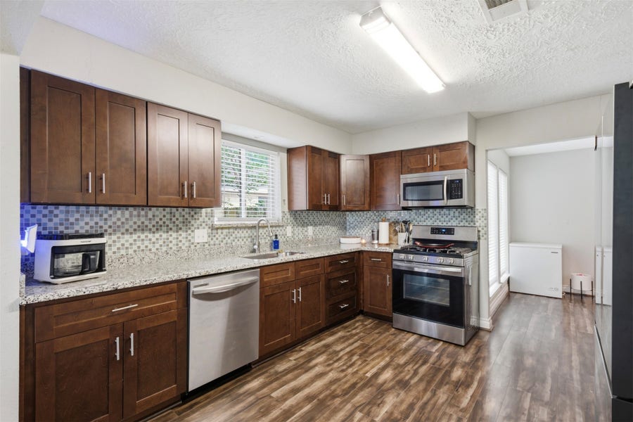 Property photo for 7110 Rancheria Drive, Houston, TX