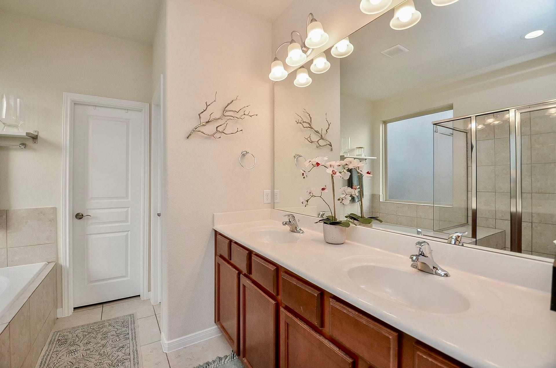 28503 Pleasant Forest Drive, Katy, TX 77494 Primary bathroom with dual sinks and ample counter space.