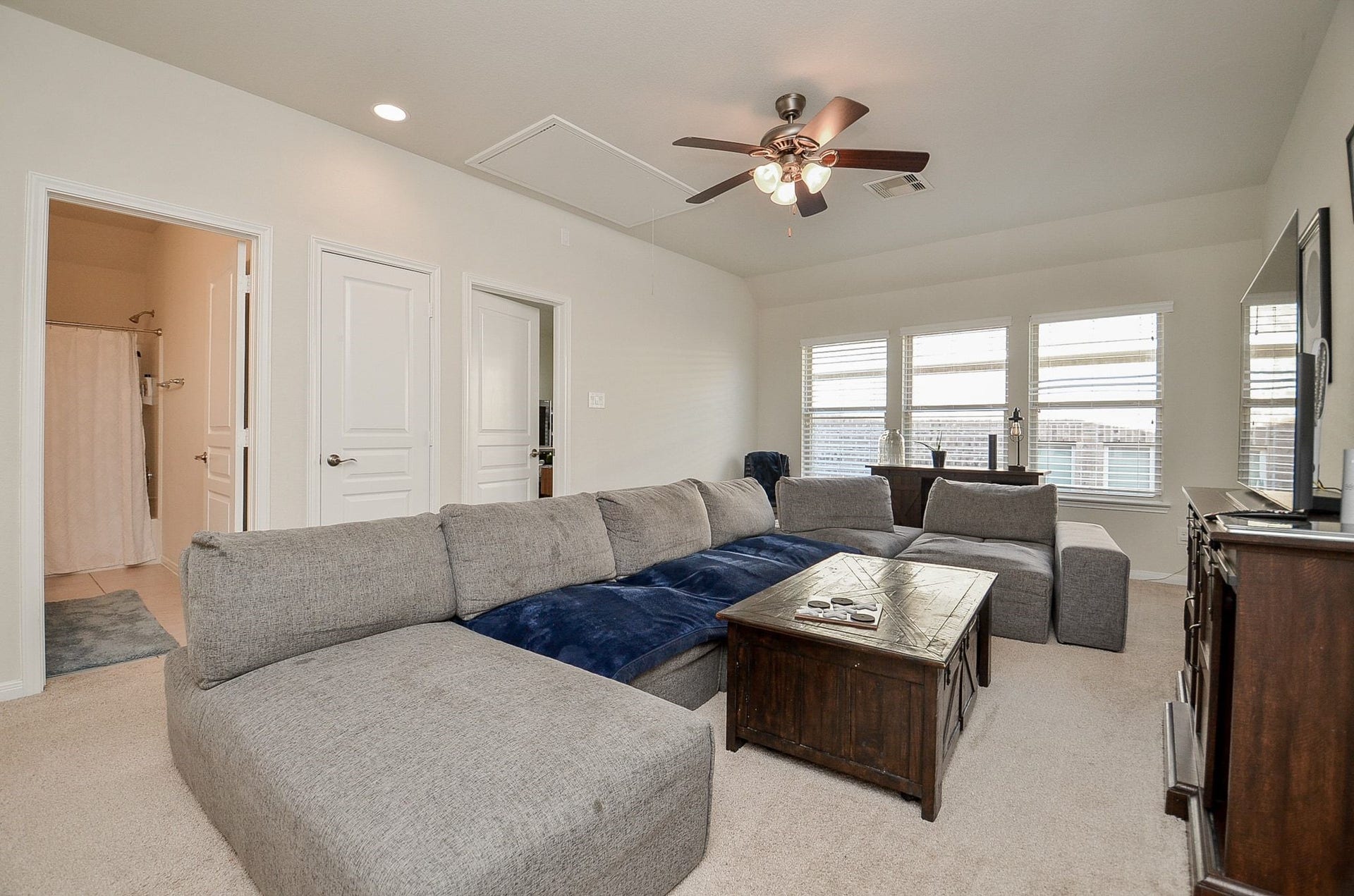 28503 Pleasant Forest Drive, Katy, TX 77494 Spacious upstairs game room, perfect for movie nights and entertaining.