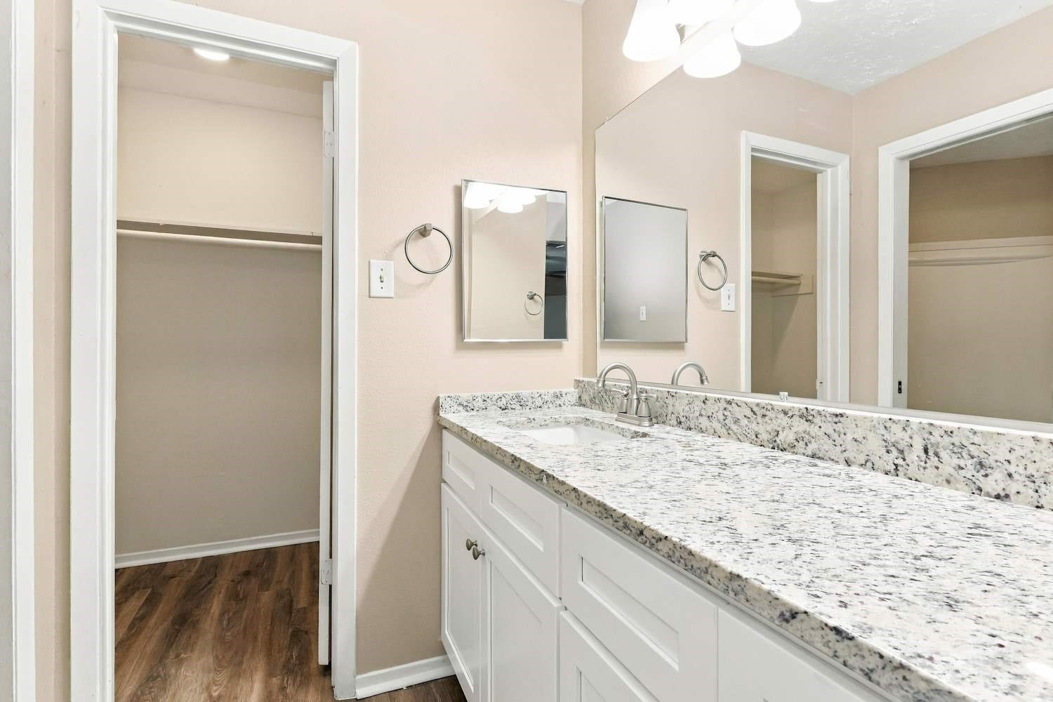10107 Limewood Lane, Sugar Land, TX 77498 10107 Limewood Lane, Sugar Land, TX 77498