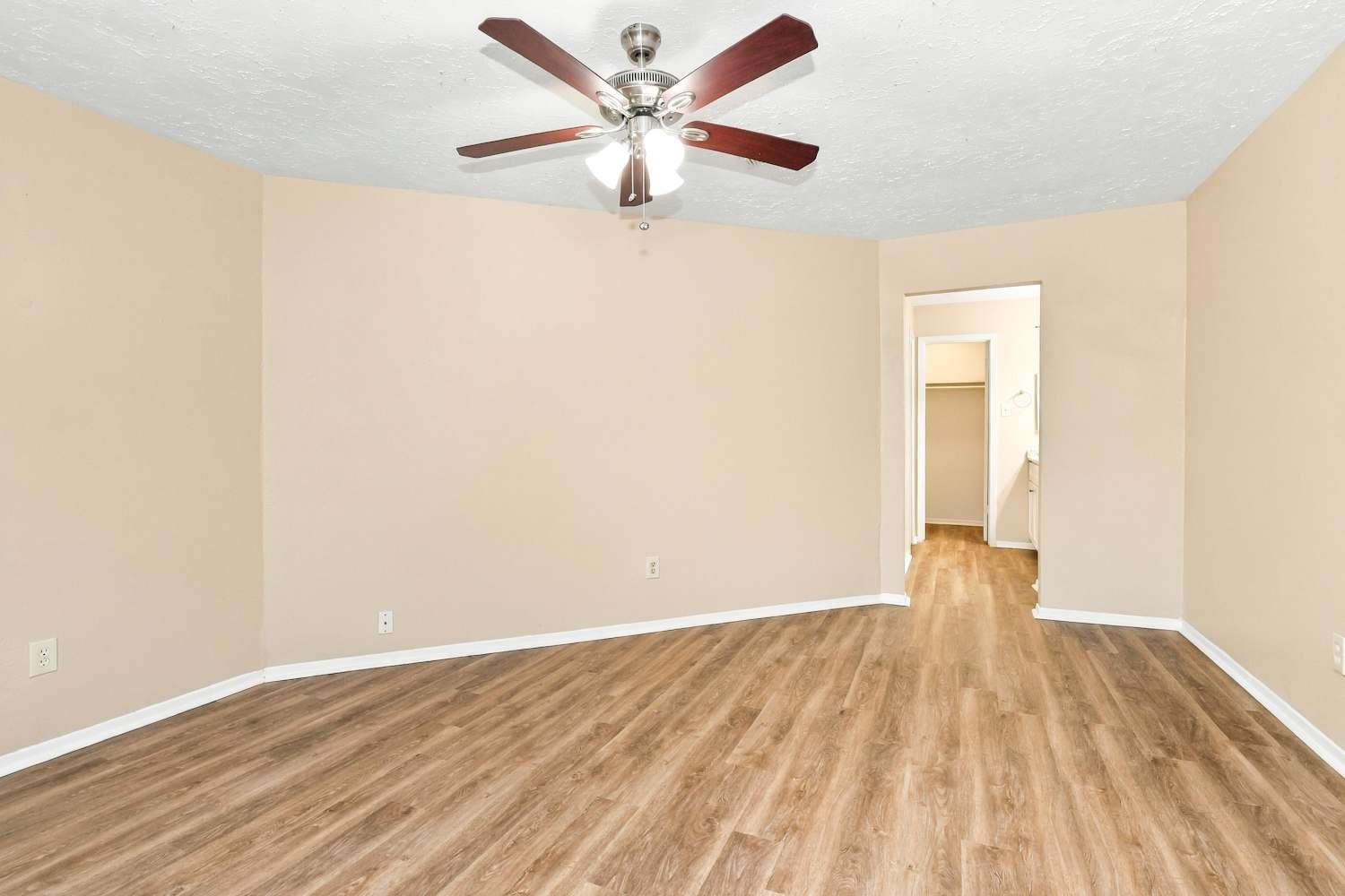 10107 Limewood Lane, Sugar Land, TX 77498 10107 Limewood Lane, Sugar Land, TX 77498