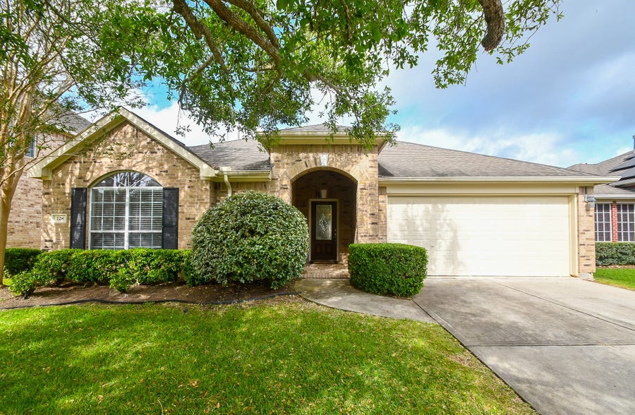 Property photo for 128 Emerald Loch Lane, Richmond, TX