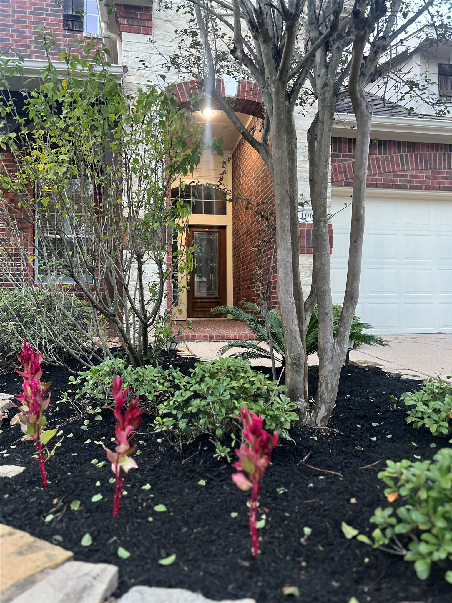 106 W Arbor Camp Circle, Spring, TX 77389 Front yard and pool service contracts will be covered by landlord.