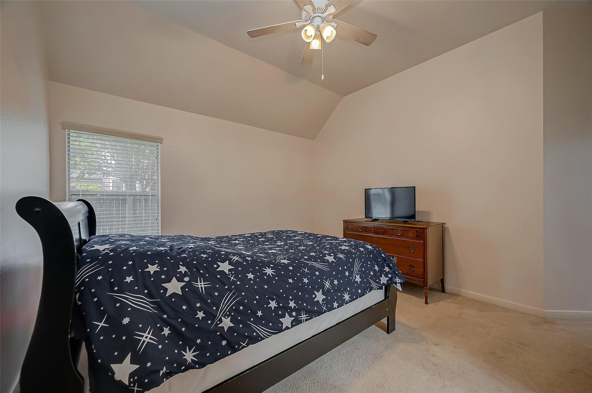2802 Stock Creek Lane, Richmond, TX 77406