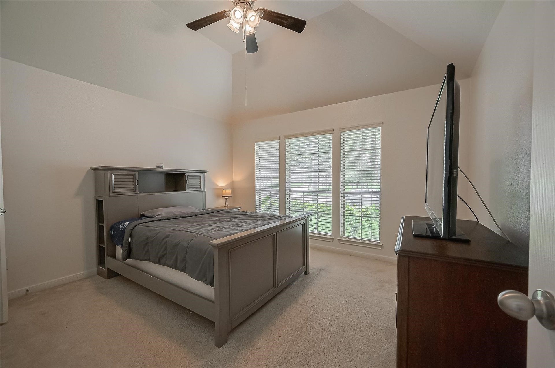 2802 Stock Creek Lane, Richmond, TX 77406