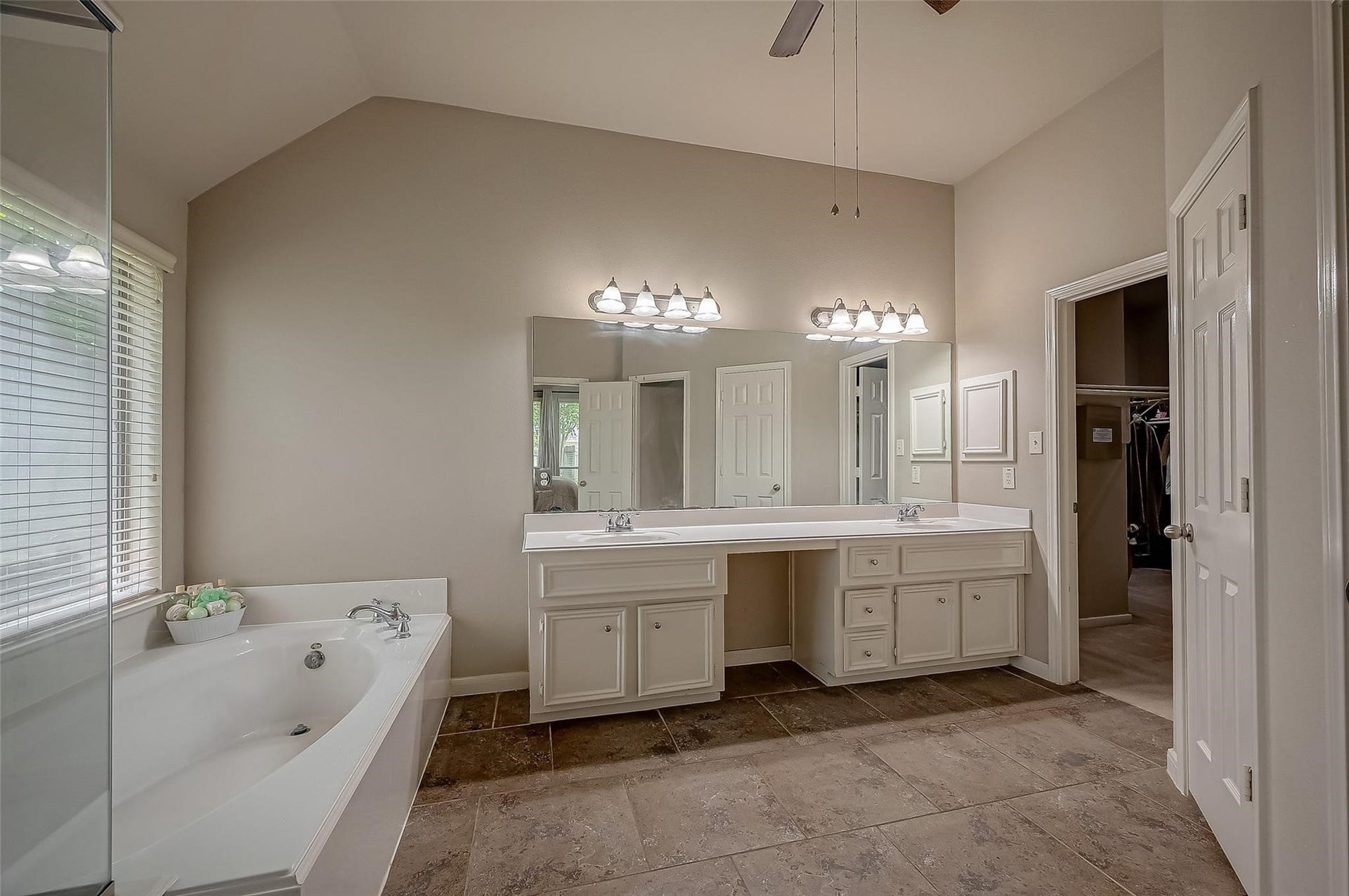 2802 Stock Creek Lane, Richmond, TX 77406